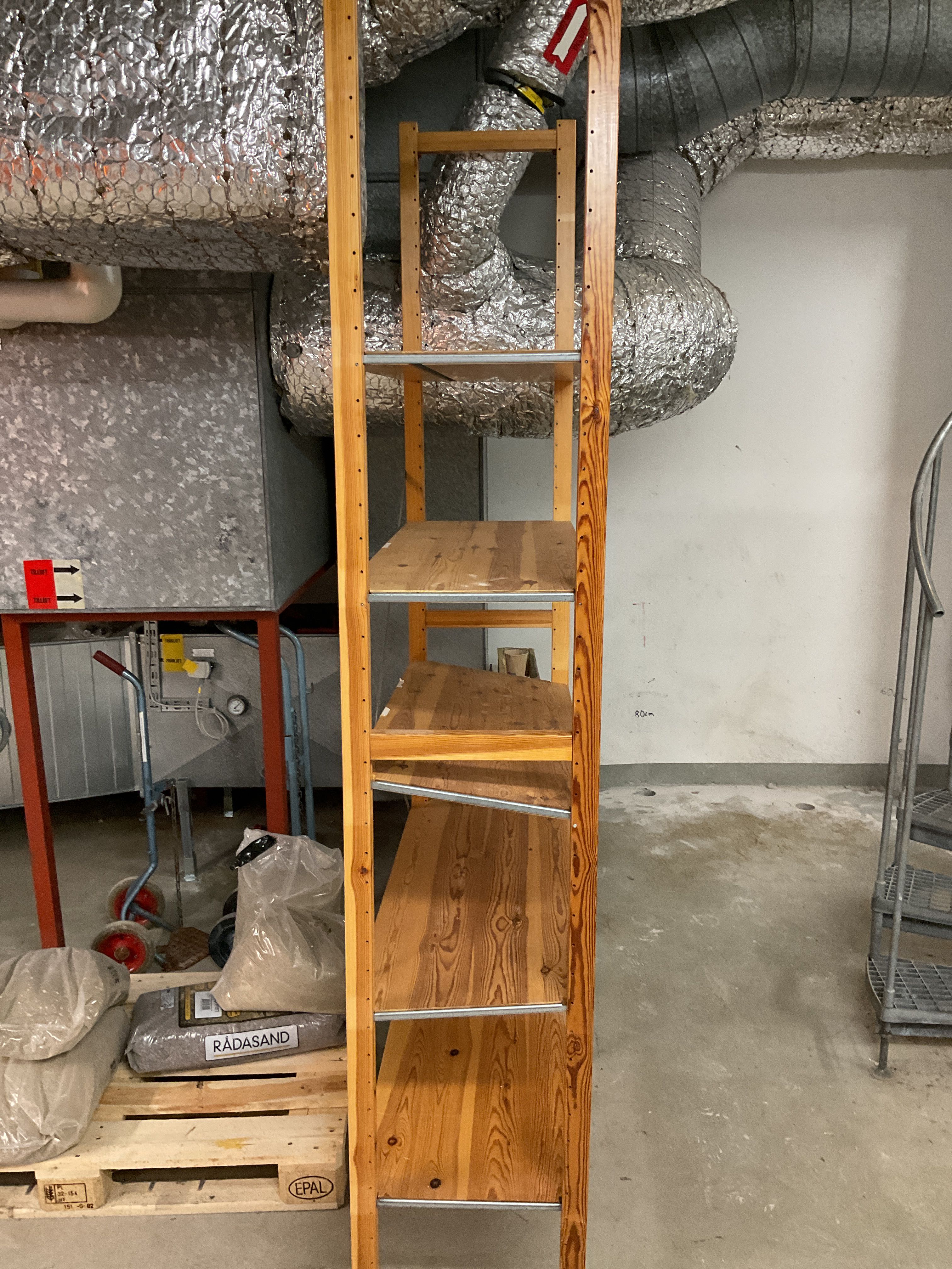 Wooden shelf - PS Auction - We value the future - Largest in net