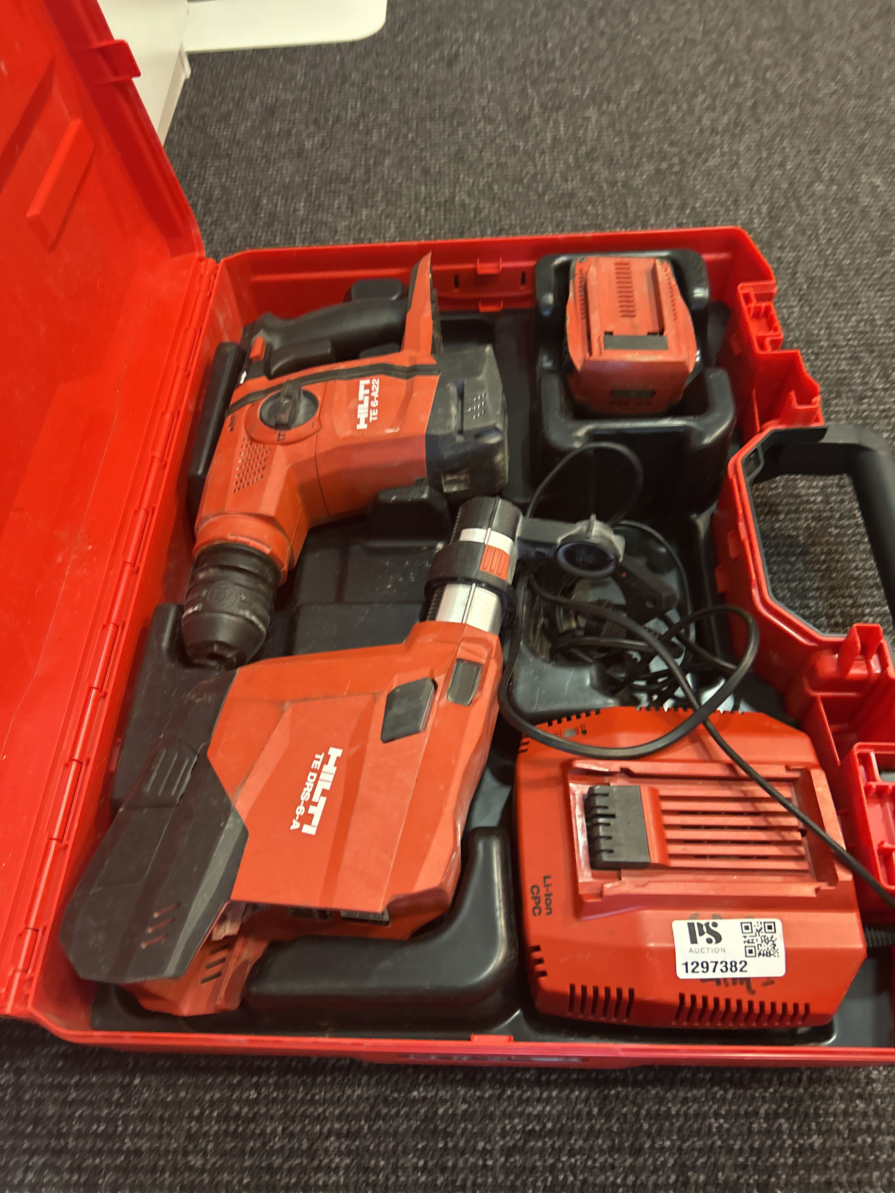 Hilti TE 6-A22 – Cordless combi hammer with charger