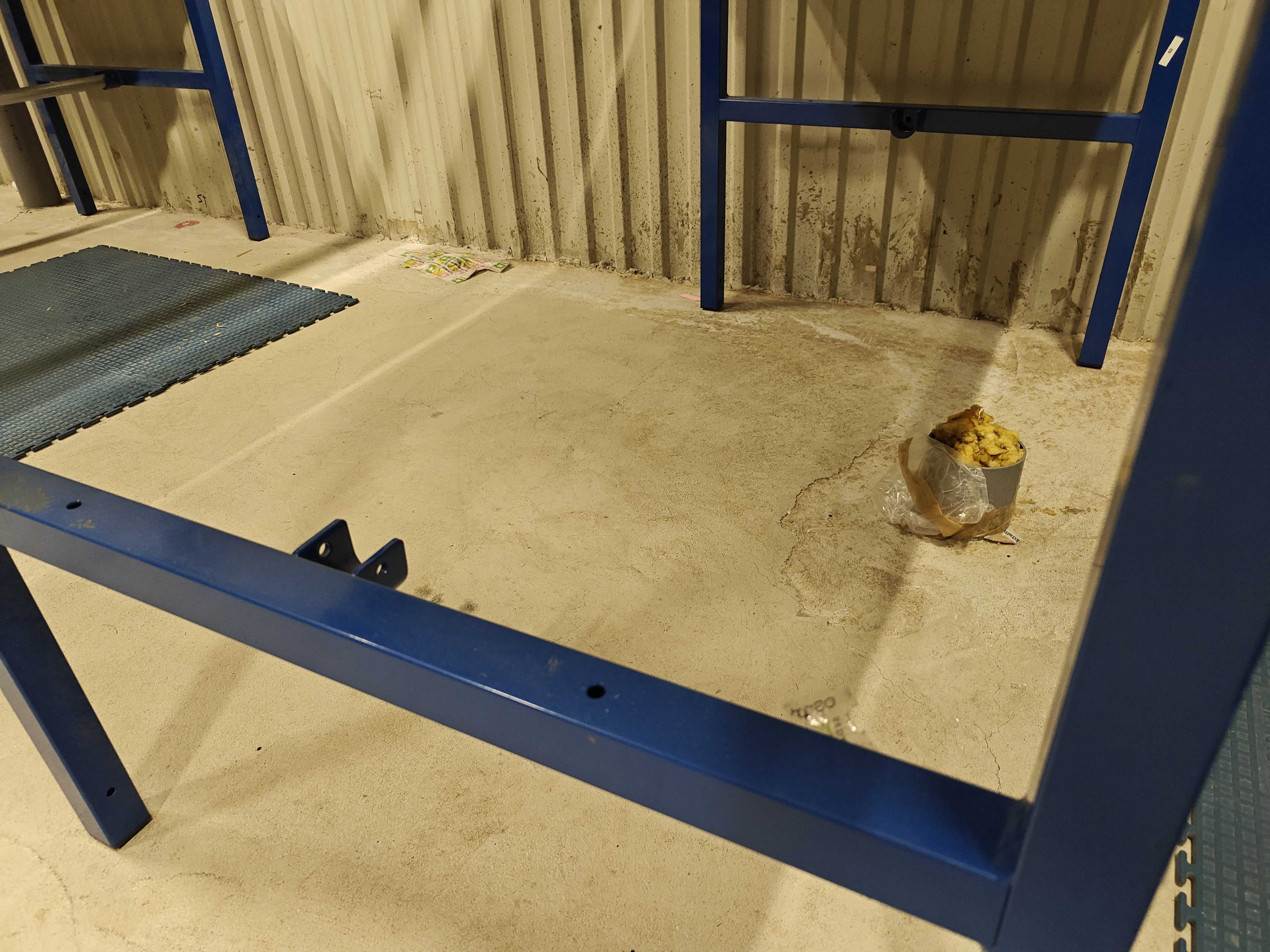 Packing table - PS Auction - We value the future - Largest in net auctions