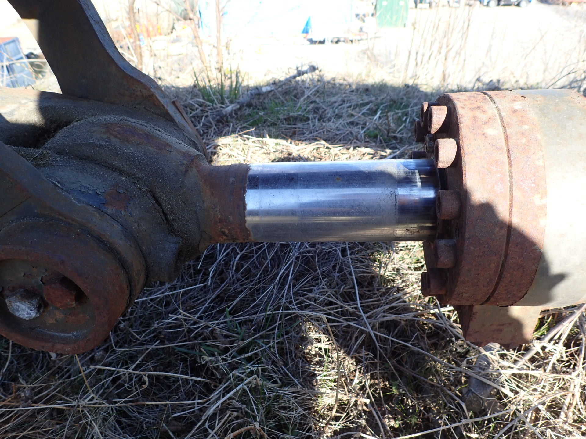 Hydraulic extension arm with bucket PS Auction We value the future
