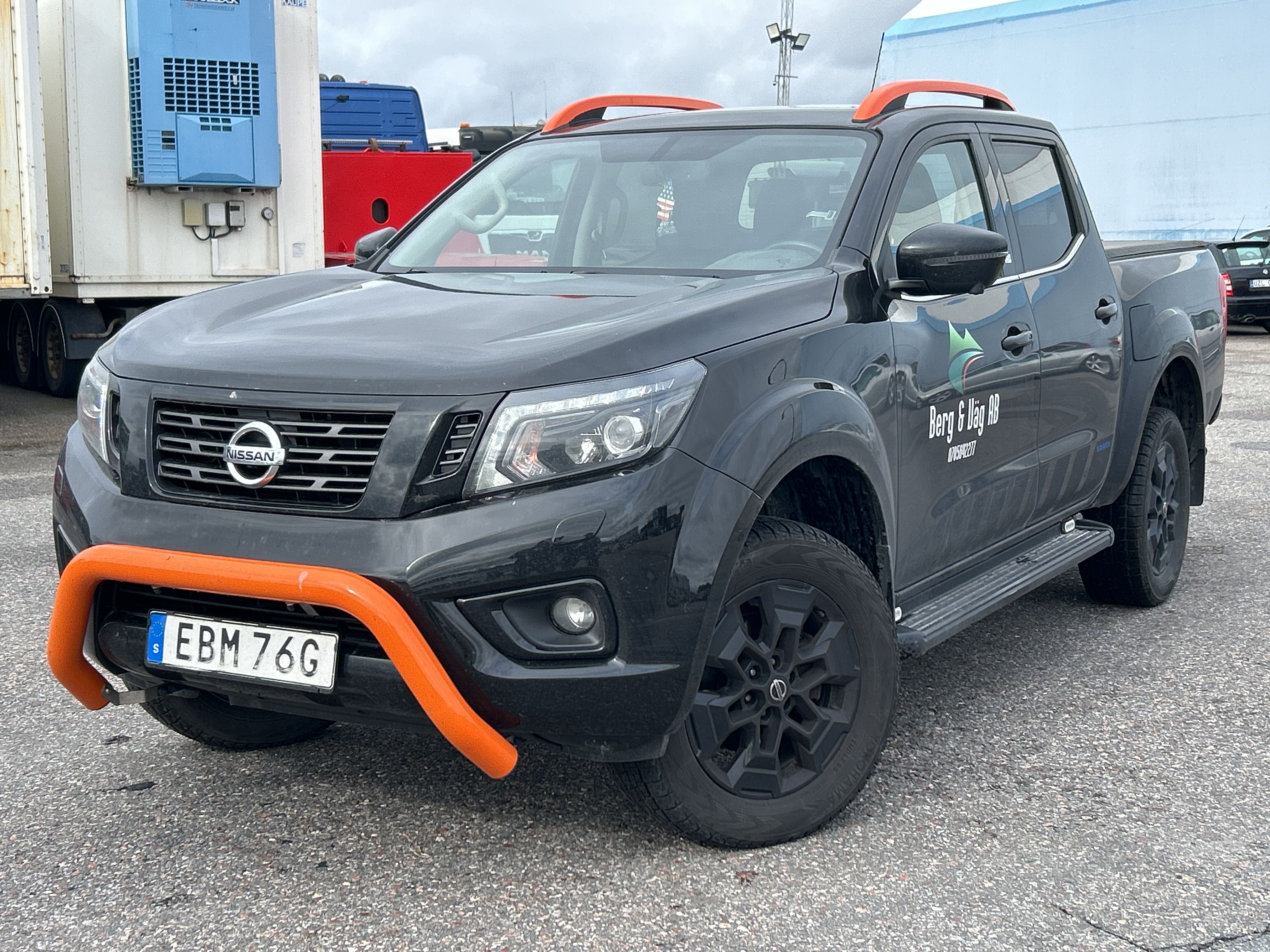 Video preview for Nissan Navara Double Cab 2.3 dCi 4WD Automatic, 190hp, 2021