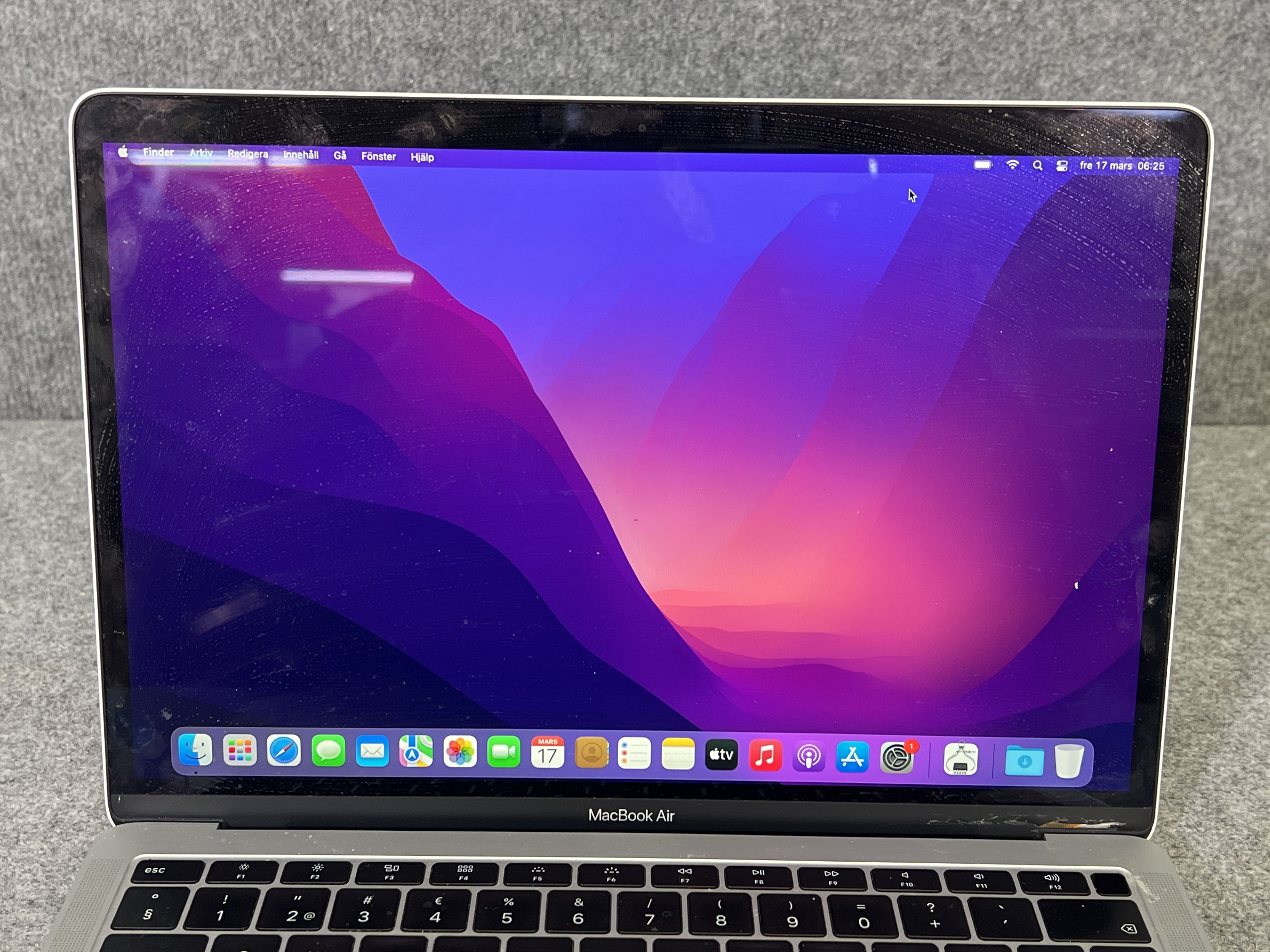 Laptop, MacBook Air (Retina display, 13 inch, 2019) - PS Auction