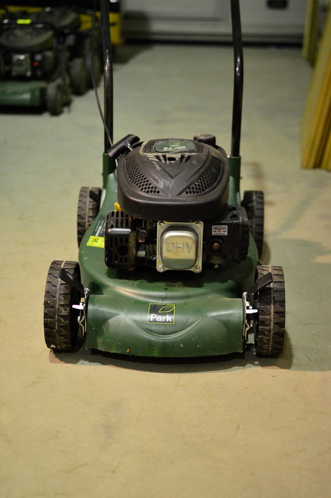 Lawn mower Park DG350 - PS Auction - We value the future