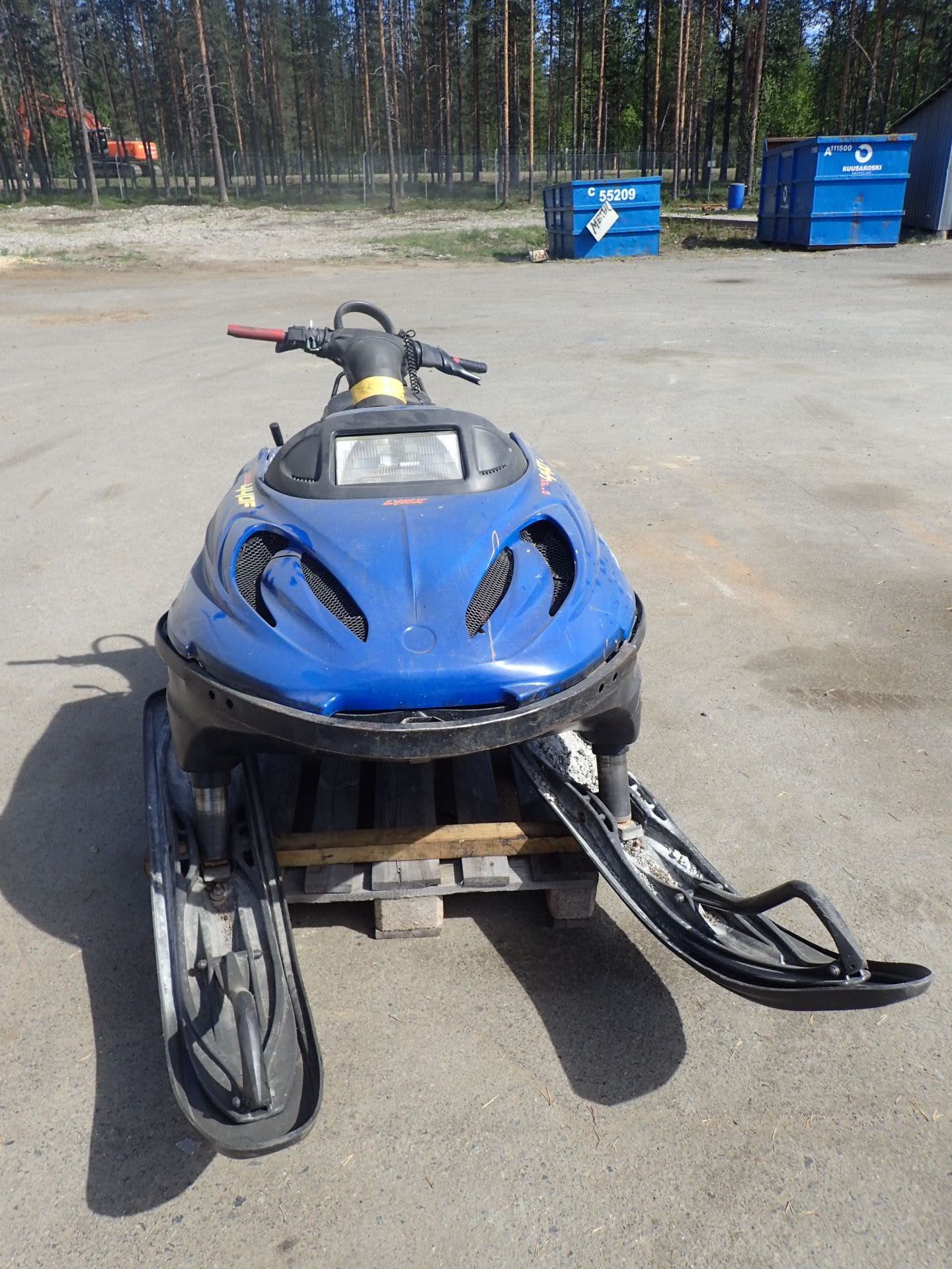 Lynx Snowmobile Reg.no: UOX394 - PS Auction - We value the future
