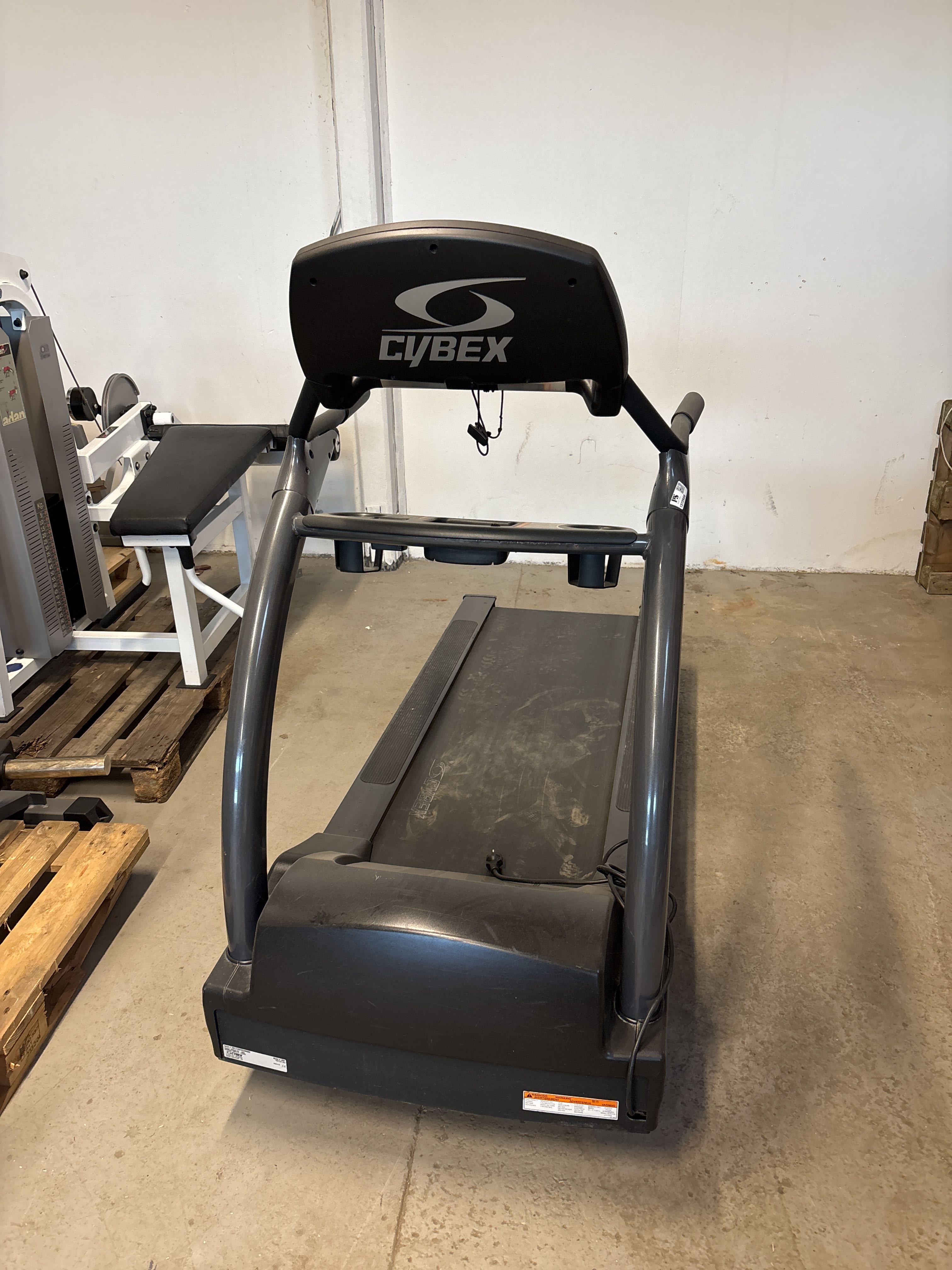 Treadmill - Cybex 450T Trotter Elite - PS Auction - We value the future -  Largest in net auctions