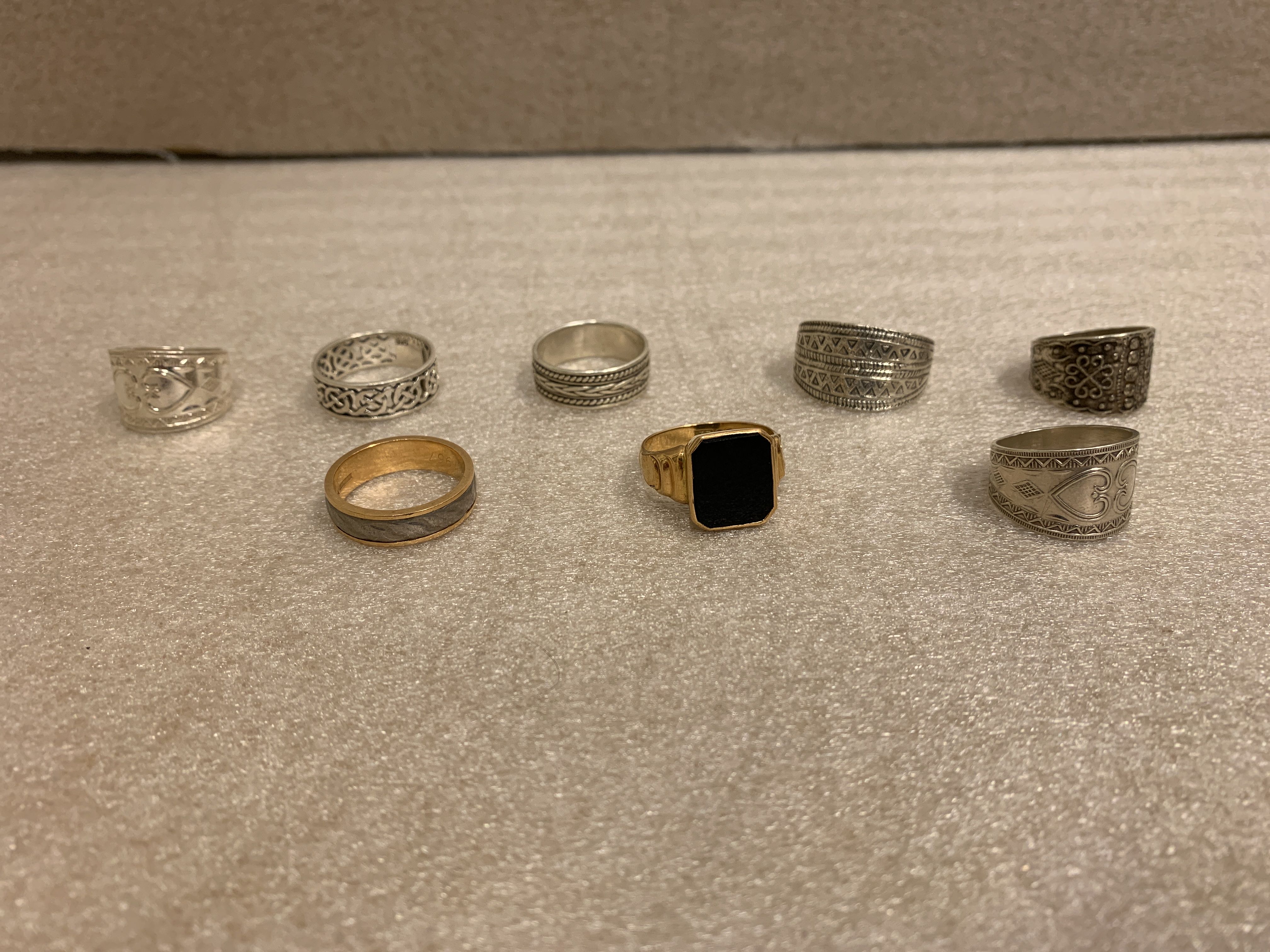 Jewelery 8 rings (gold and sterling silver) - PS Auction - We value the ...