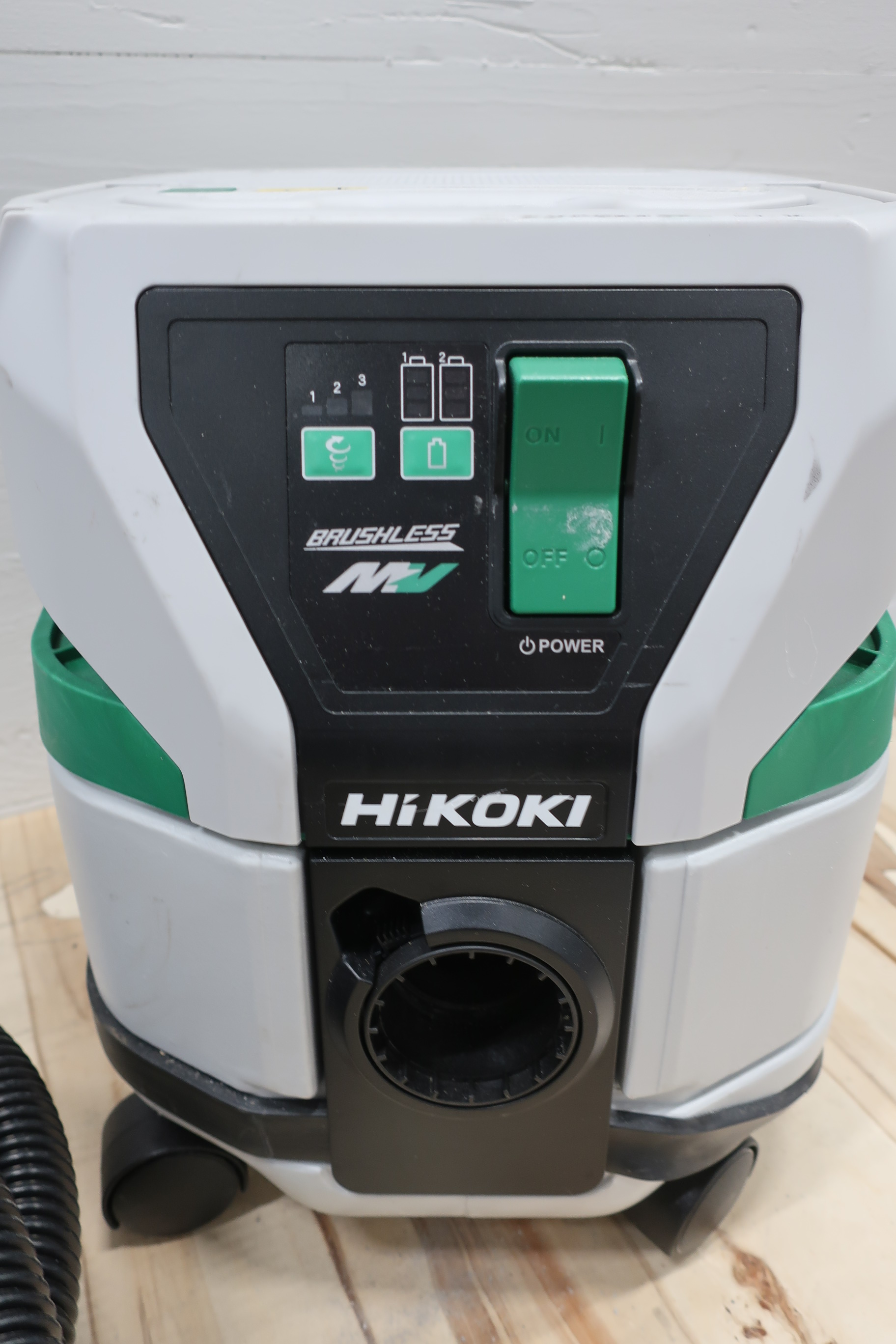 Vacuum cleaner Hikoki RP 3608DA (Naked)