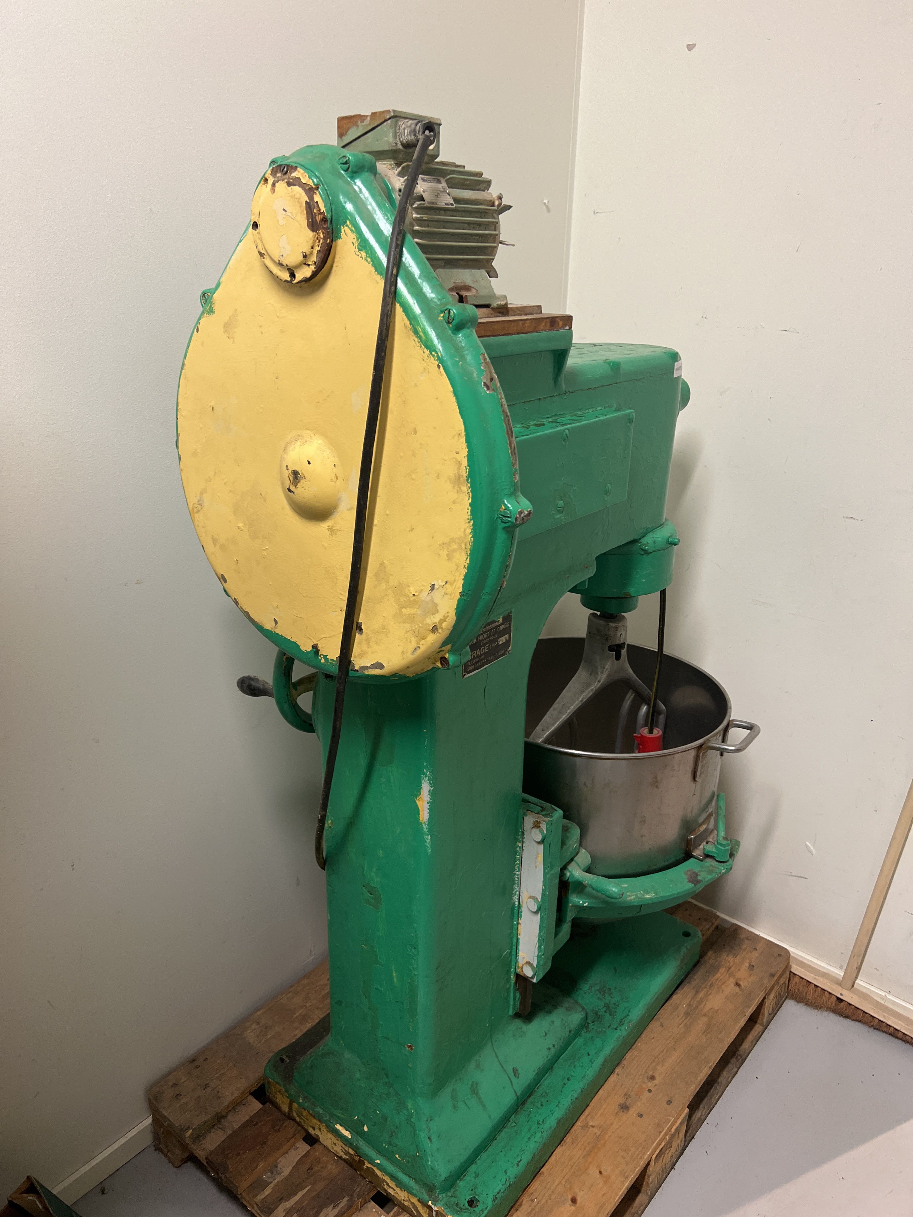 Planetary mixer Brage type V-100A - PS Auction - We value the future ...
