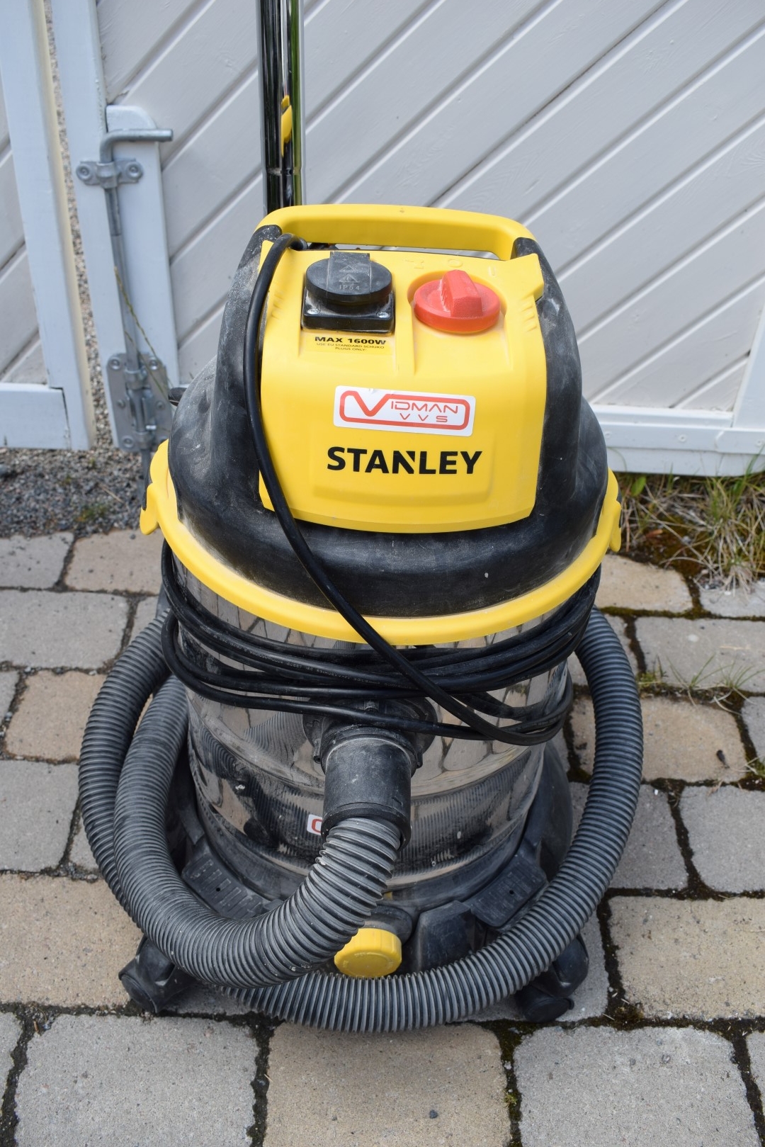 Dammsugare våttorr Stanley SXVC30XTDE Nätauktioner Grovdammsugare | STANLEY SXVC30XTDE