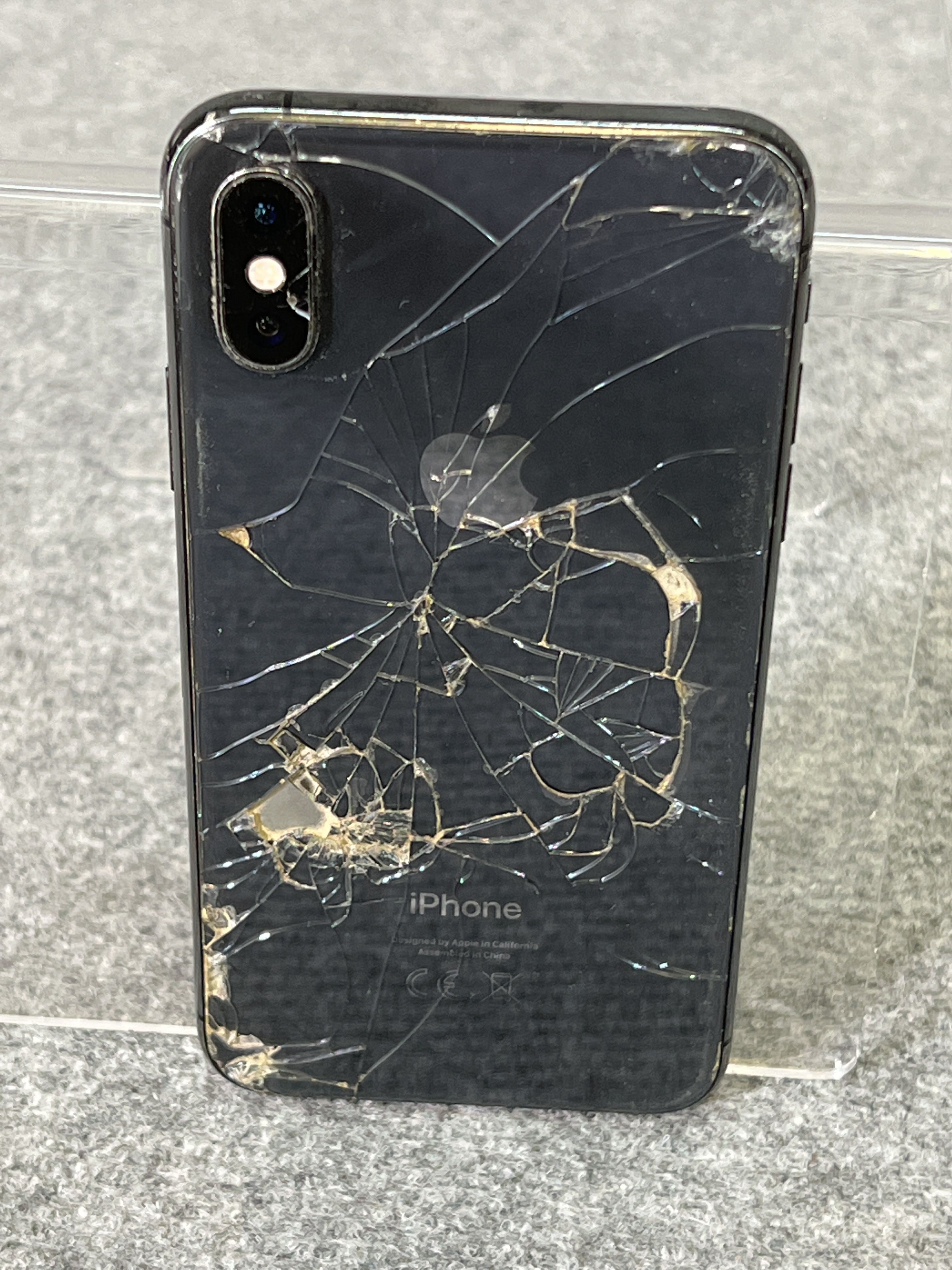 Apple iPhone XS, 64GB - Shipping included! - PS Auction - We value