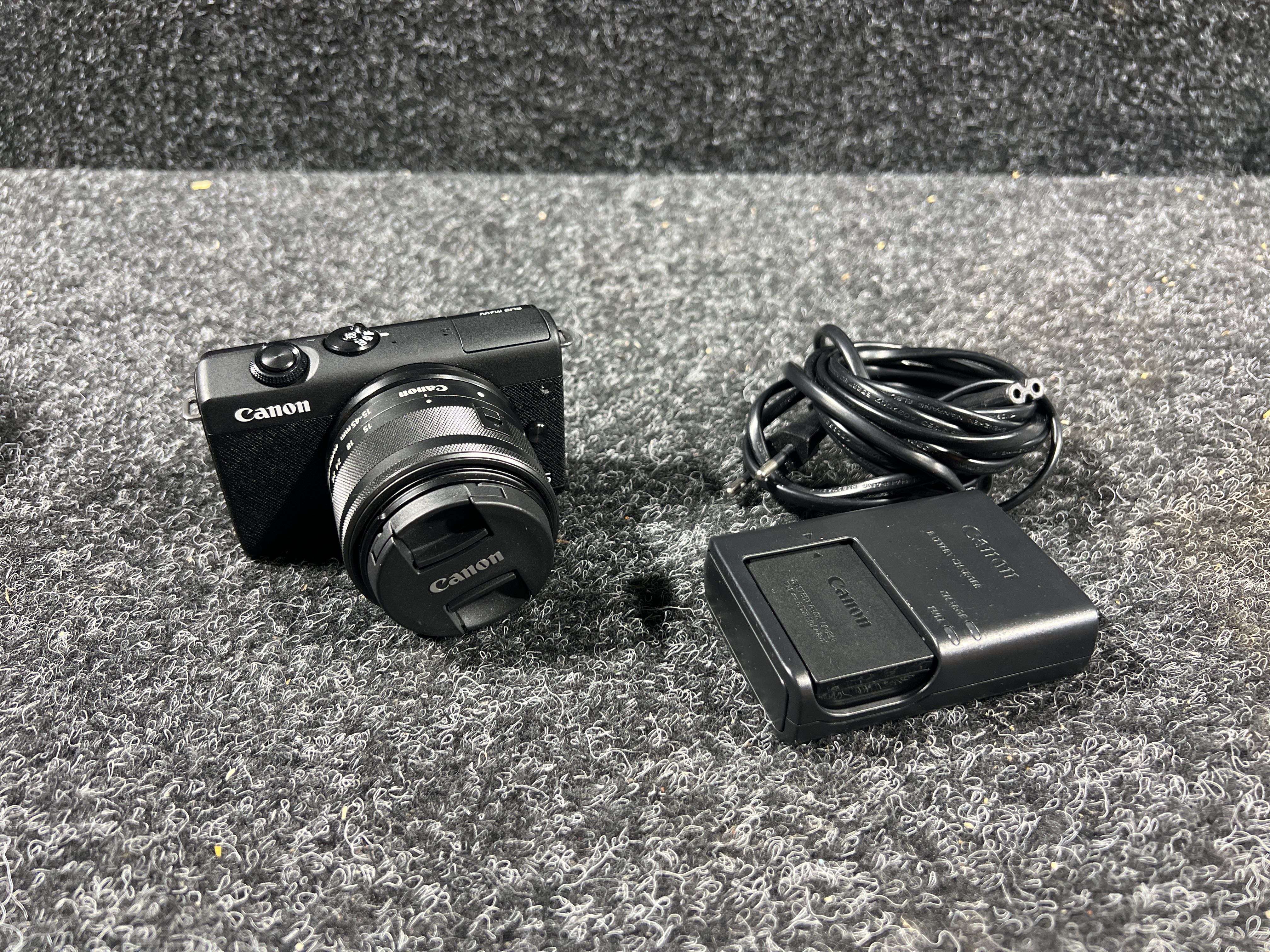 System camera - Canon EOS M200 - PS Auction - We value the future