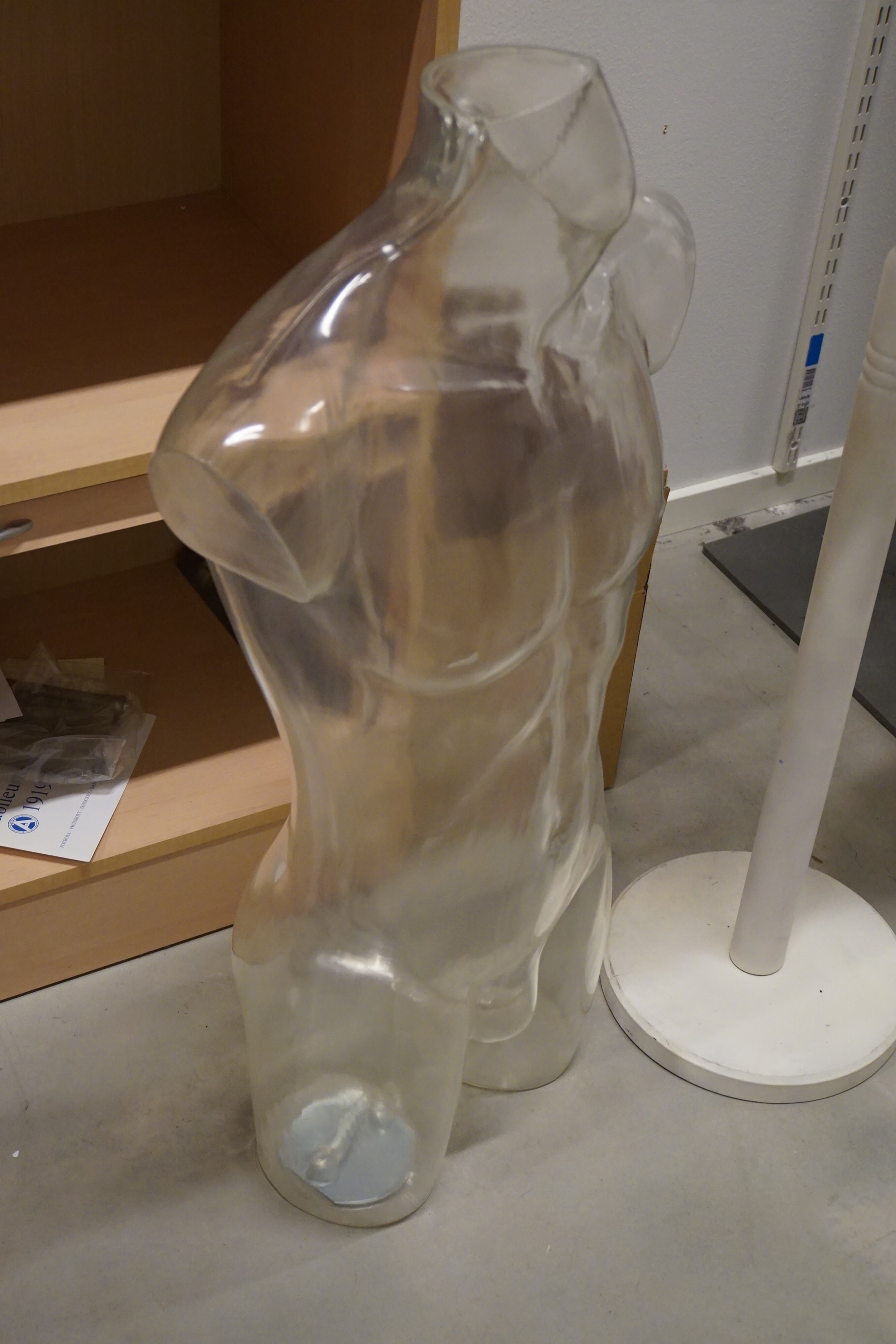 Mannequins PS Auction We value the future Largest in net auctions