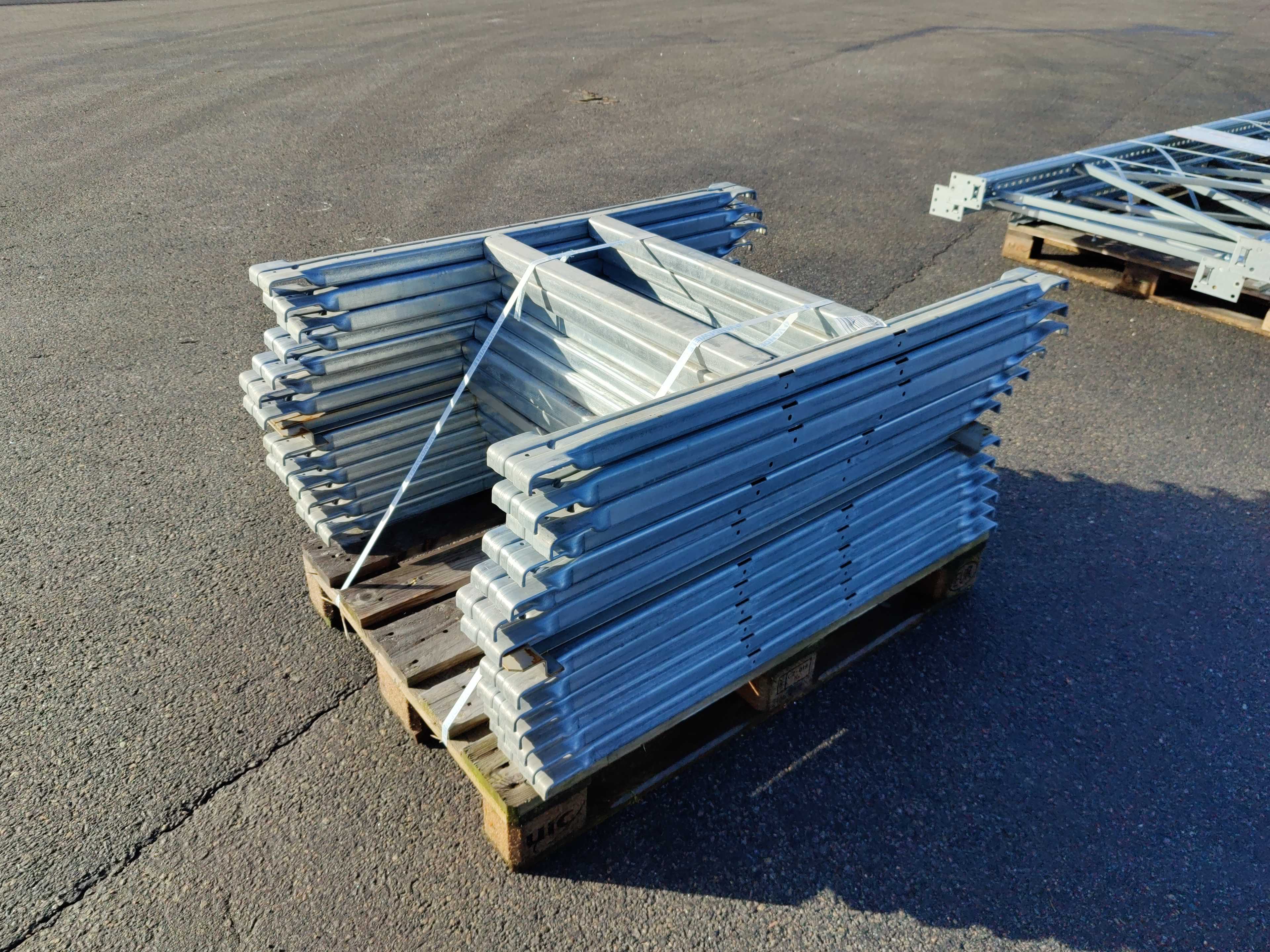 Warehouse Racking Inserts 14 pcs Half pallet inserts for pallet racking - PS Auction - We value ...
