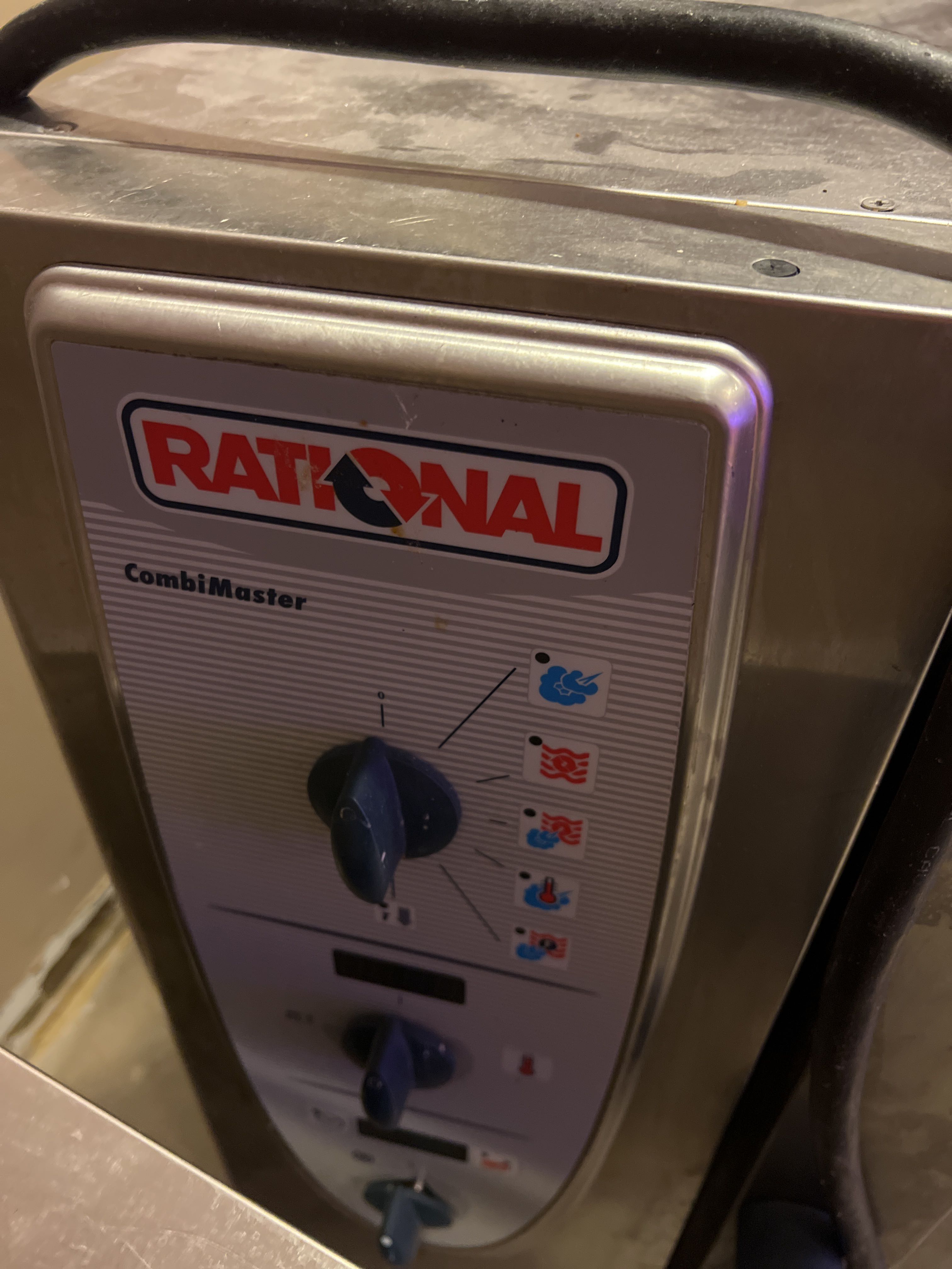 Rational oven smaller model - PS Auction - We value the future ...