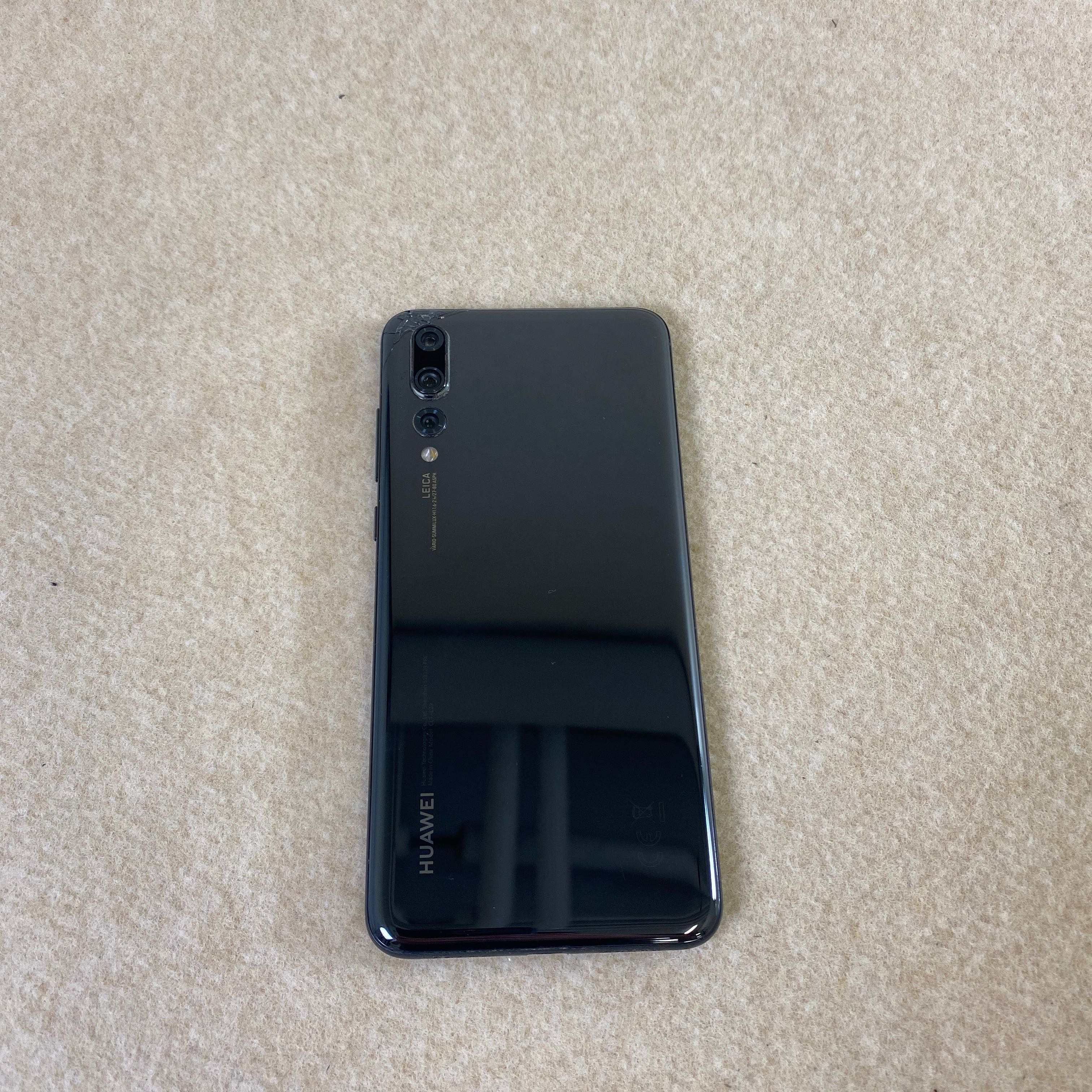 Huawei P20 Pro (CLT-L29) - PS Auction - We value the future