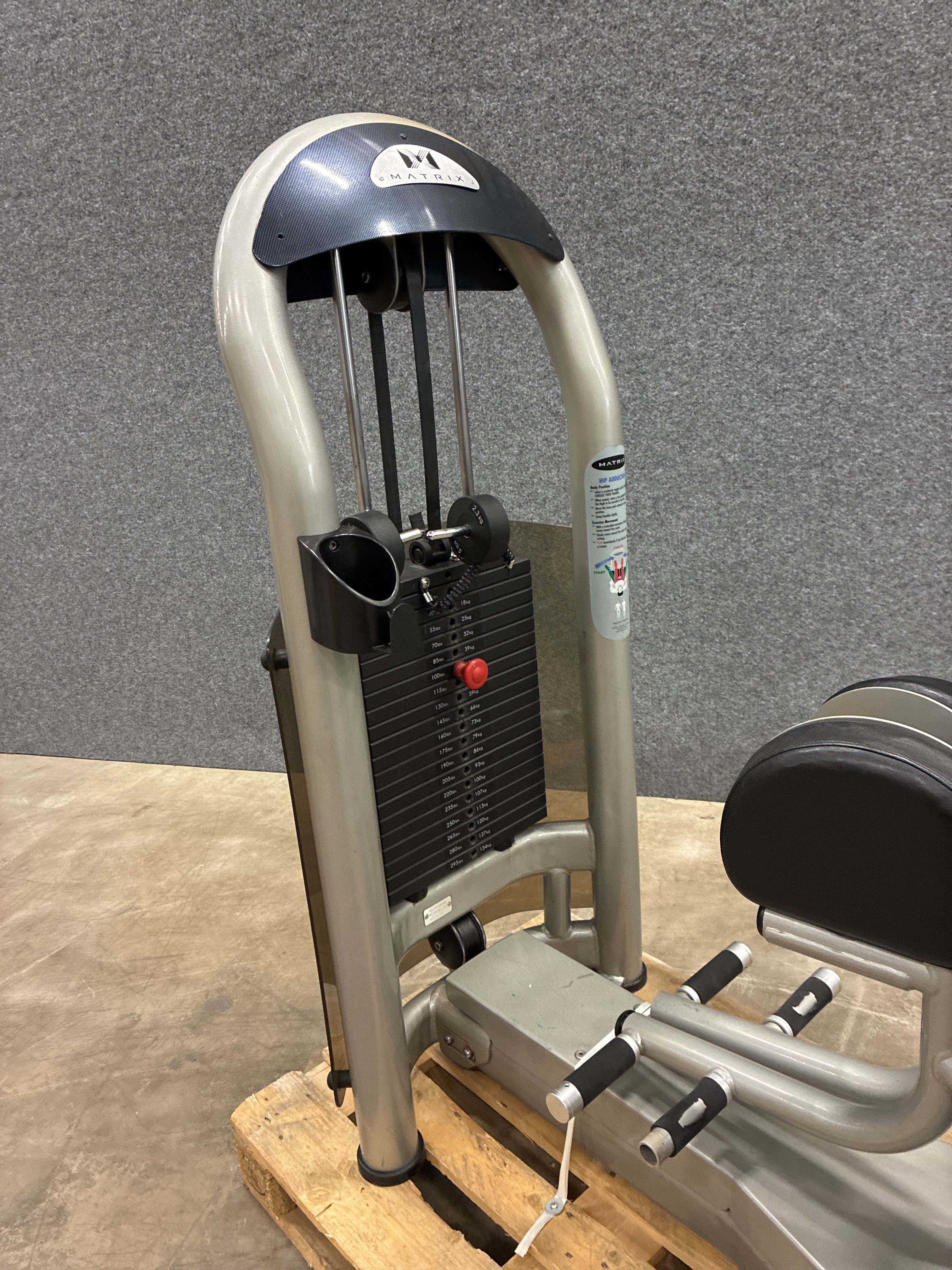 Dduction Hip adduction-maskin, Matrix - Auktioner online - Nätauktioner ...