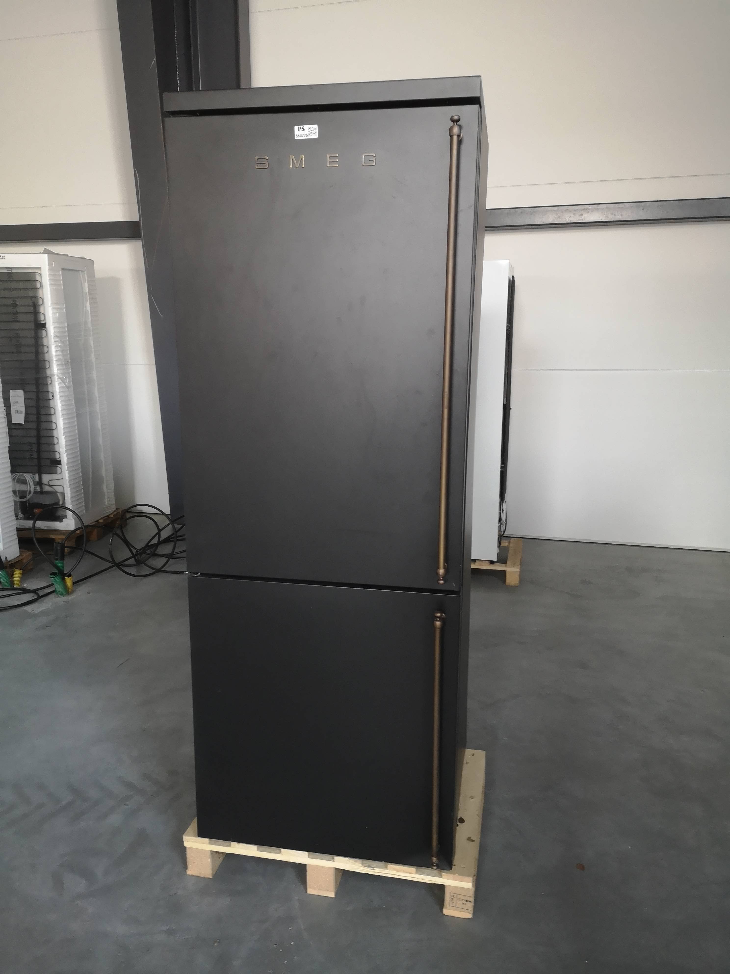 Fridge / freezer SMEG FA8003AOS PS Auction We value the future Largest in net auctions