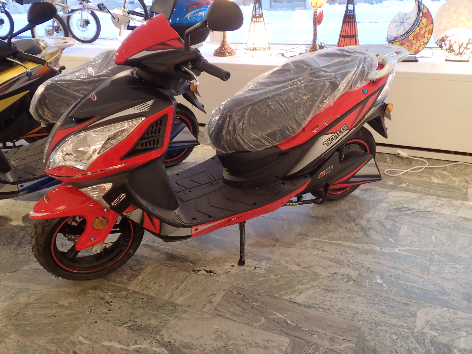 （＾_＾） 7 new unpacked Tailg electric mopeds with 60V lithium battery - PS