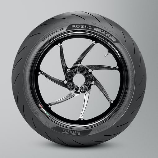 中古MCタイヤ PIRELLI DIABLO ROSSOⅢ 180/55ZR17 ピレリ ロッソ3 180