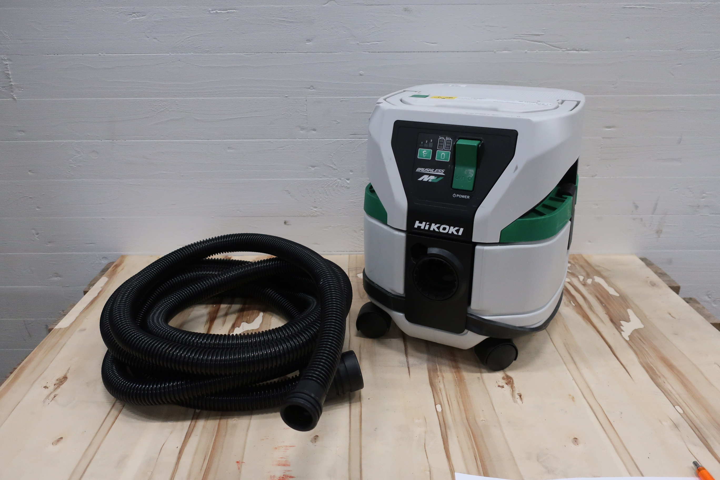 Vacuum cleaner Hikoki RP 3608DA (Naked) - PS Auction - We value