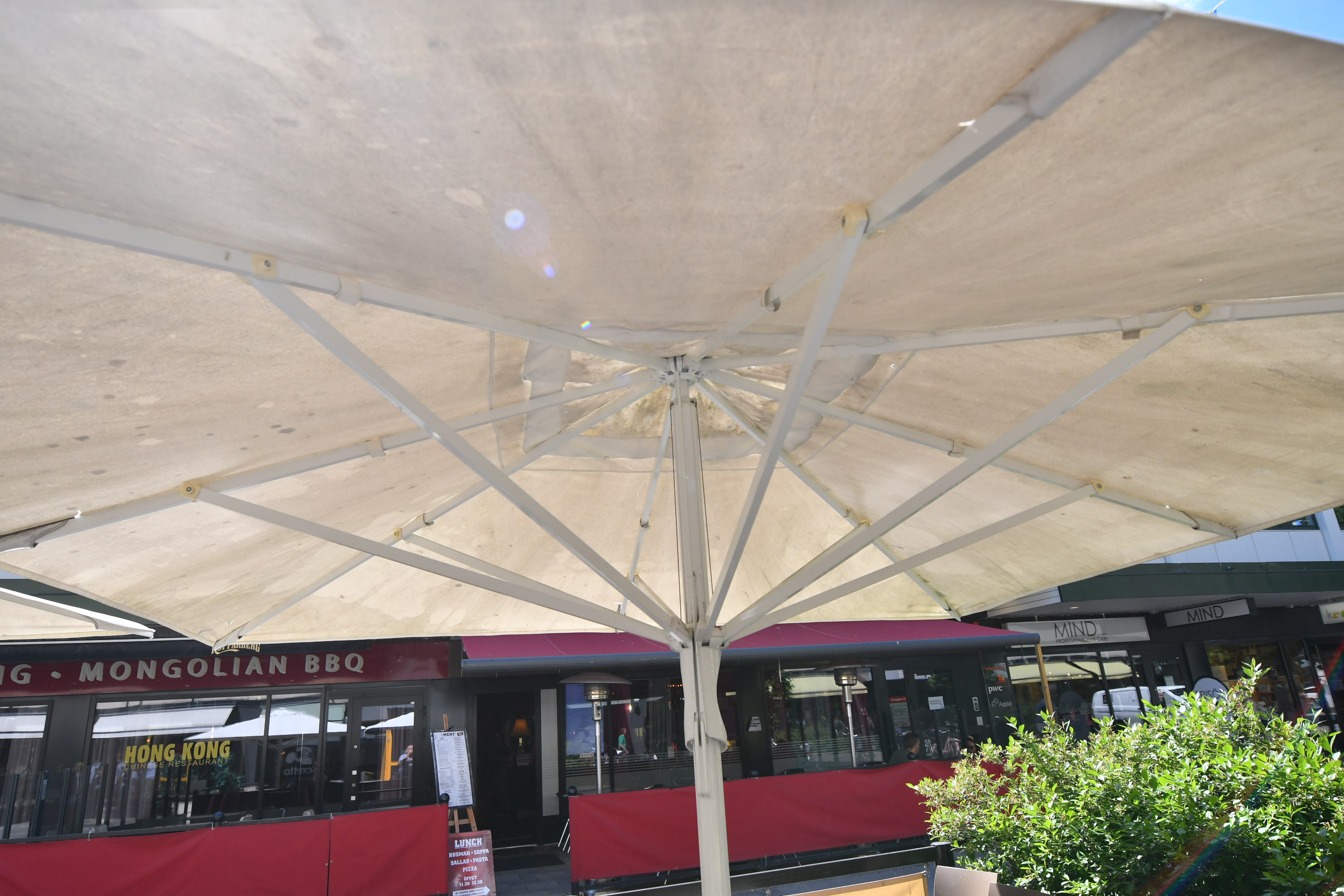 Parasol PS Auction We value the future Largest in net auctions