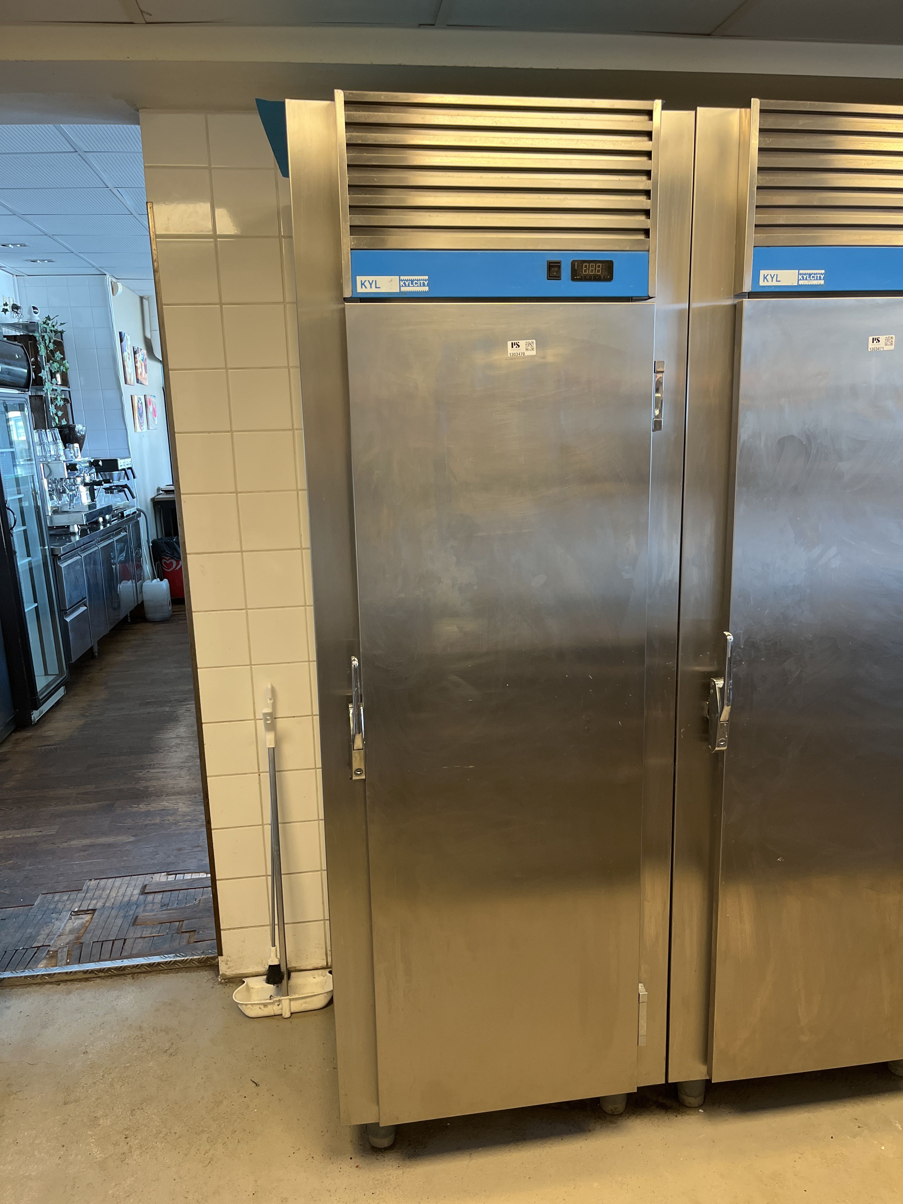 Refrigerator - KylCity | PS Auction