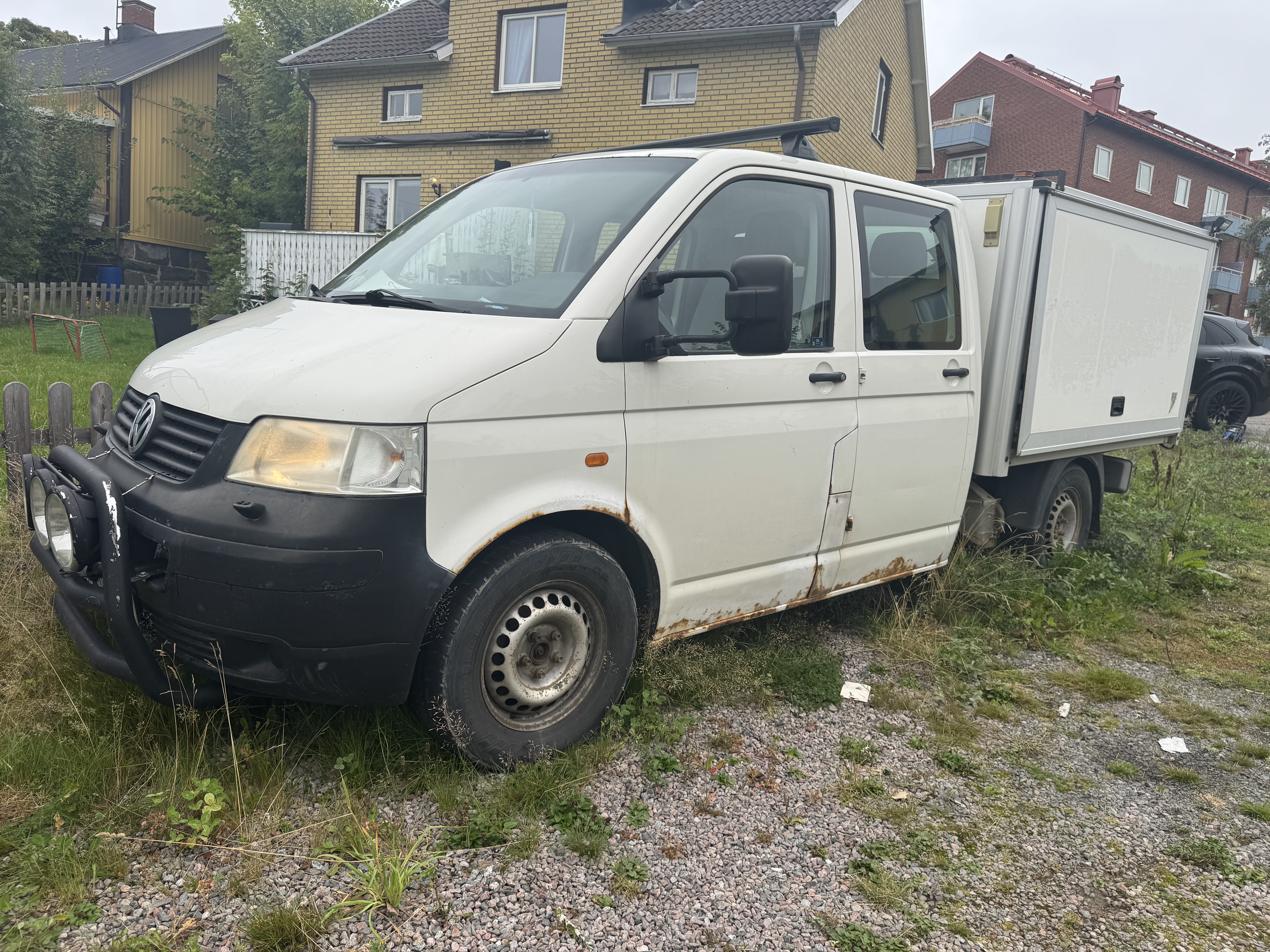Video preview for Volkswagen Transporter Chassi Double Cab T30 2.5 TDI DPF 4Motion 10v Manual, 131hp, 2007