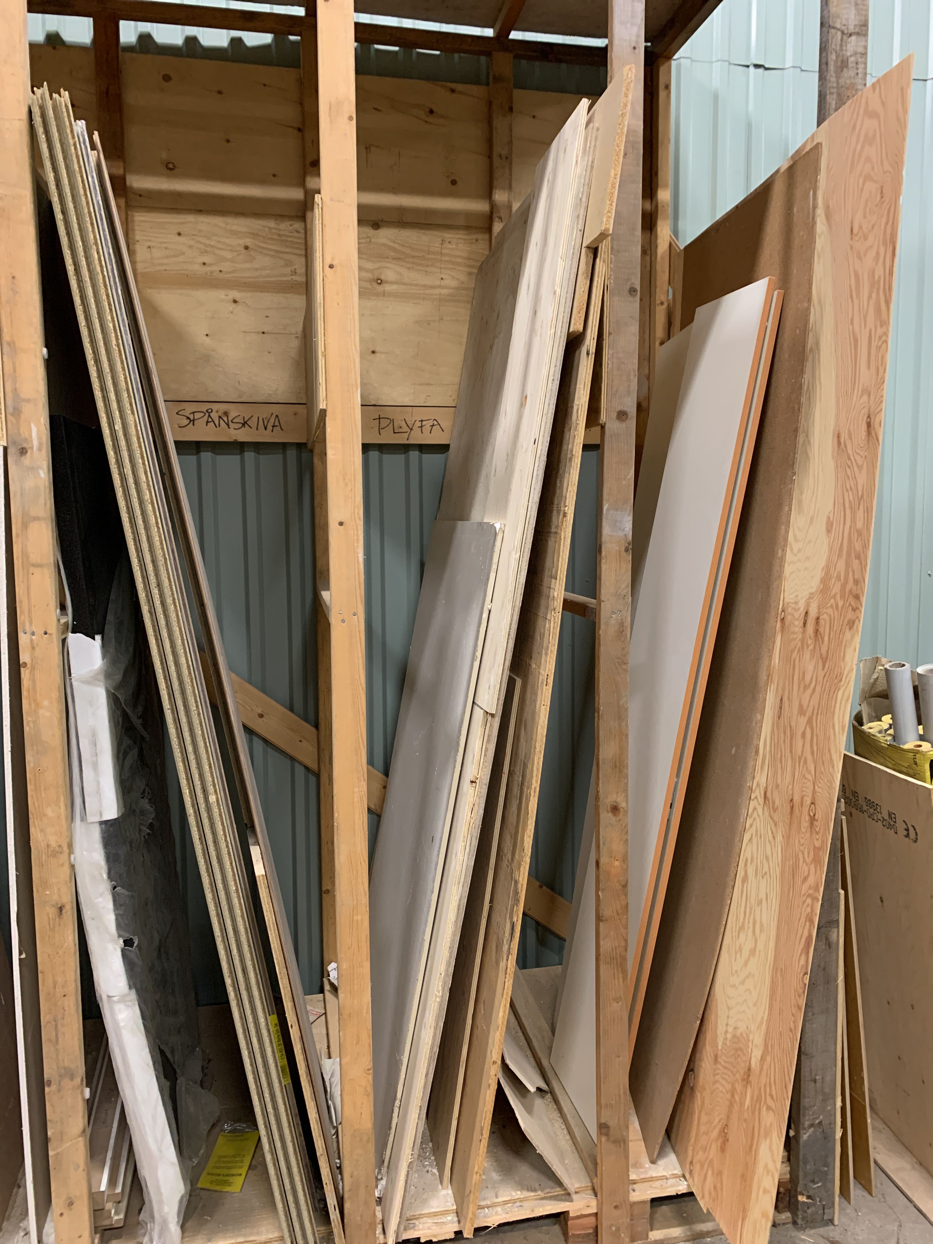 Wooden racks with mixed chipboards, plaster, plywood - PS Auction - We ...