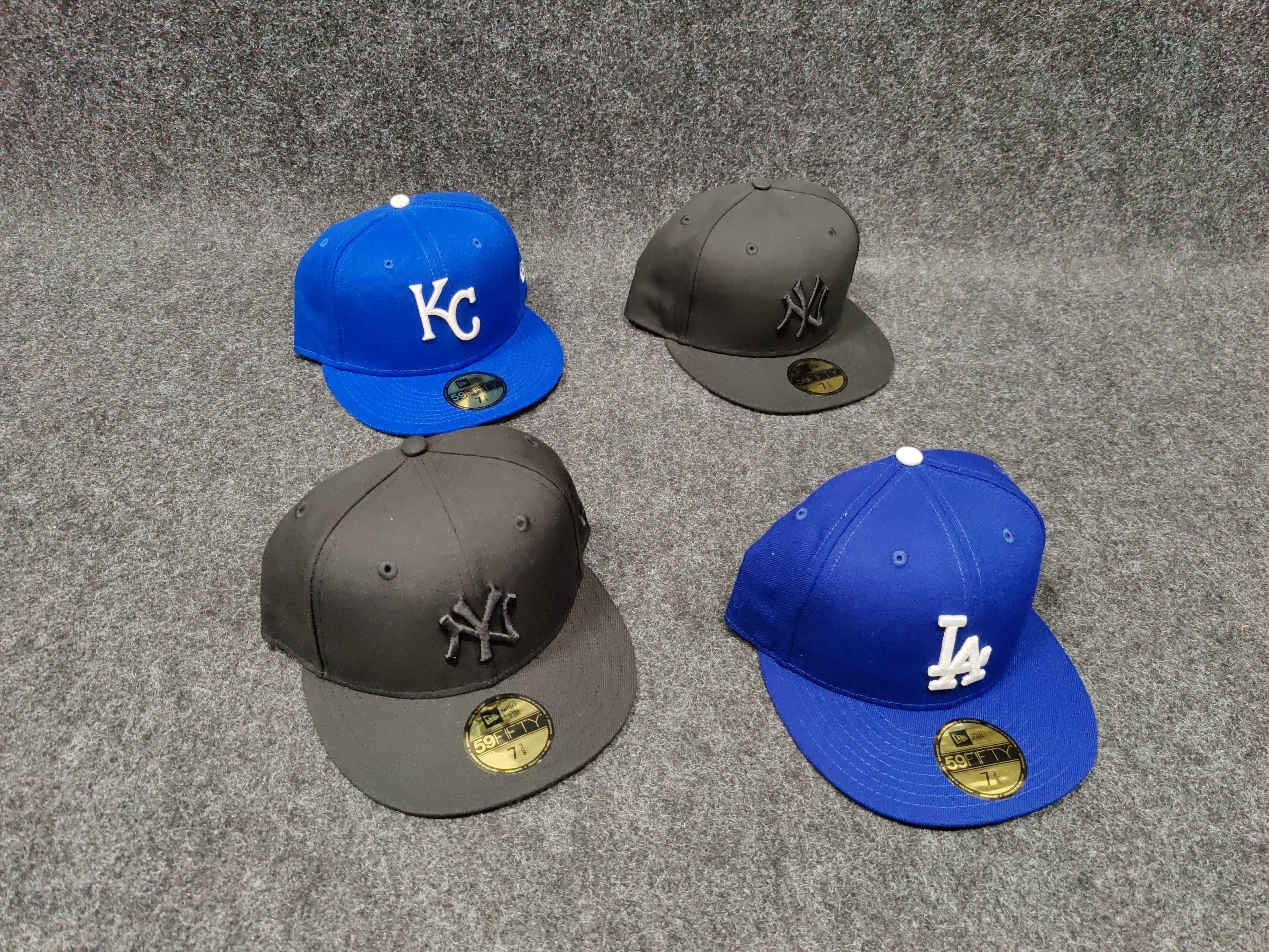 4 st Kepsar New Era, strl 7 3/8 (58,7 cm) - Auktioner online ...