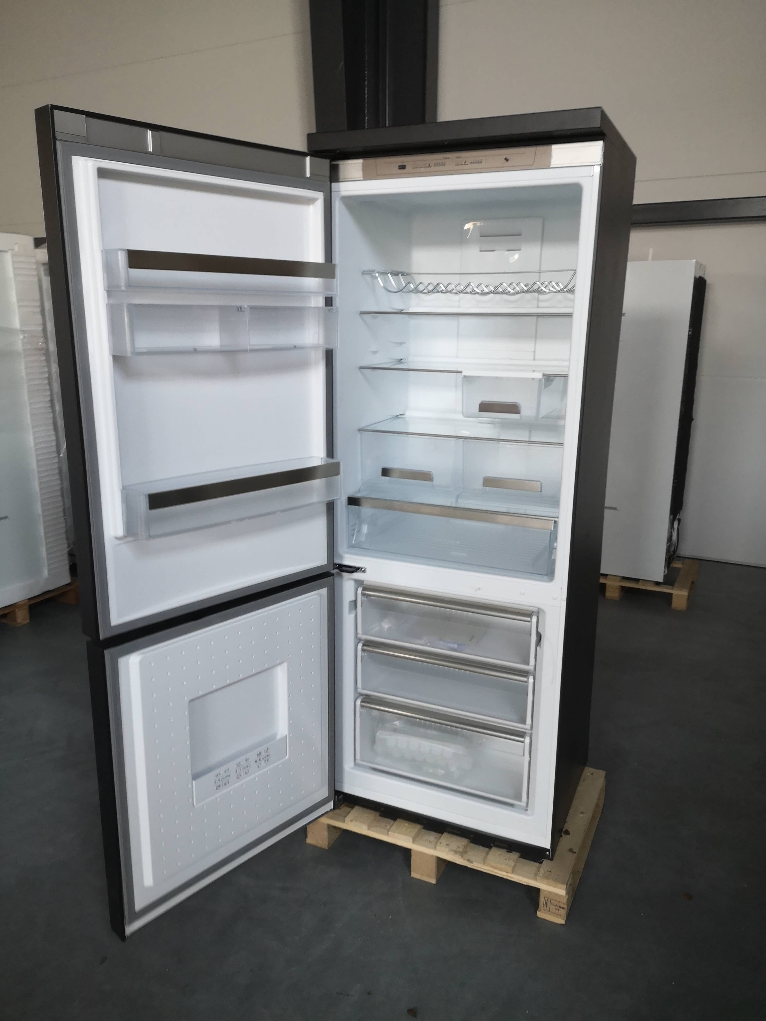 Fridge / freezer SMEG FA8003AOS PS Auction We value the future Largest in net auctions