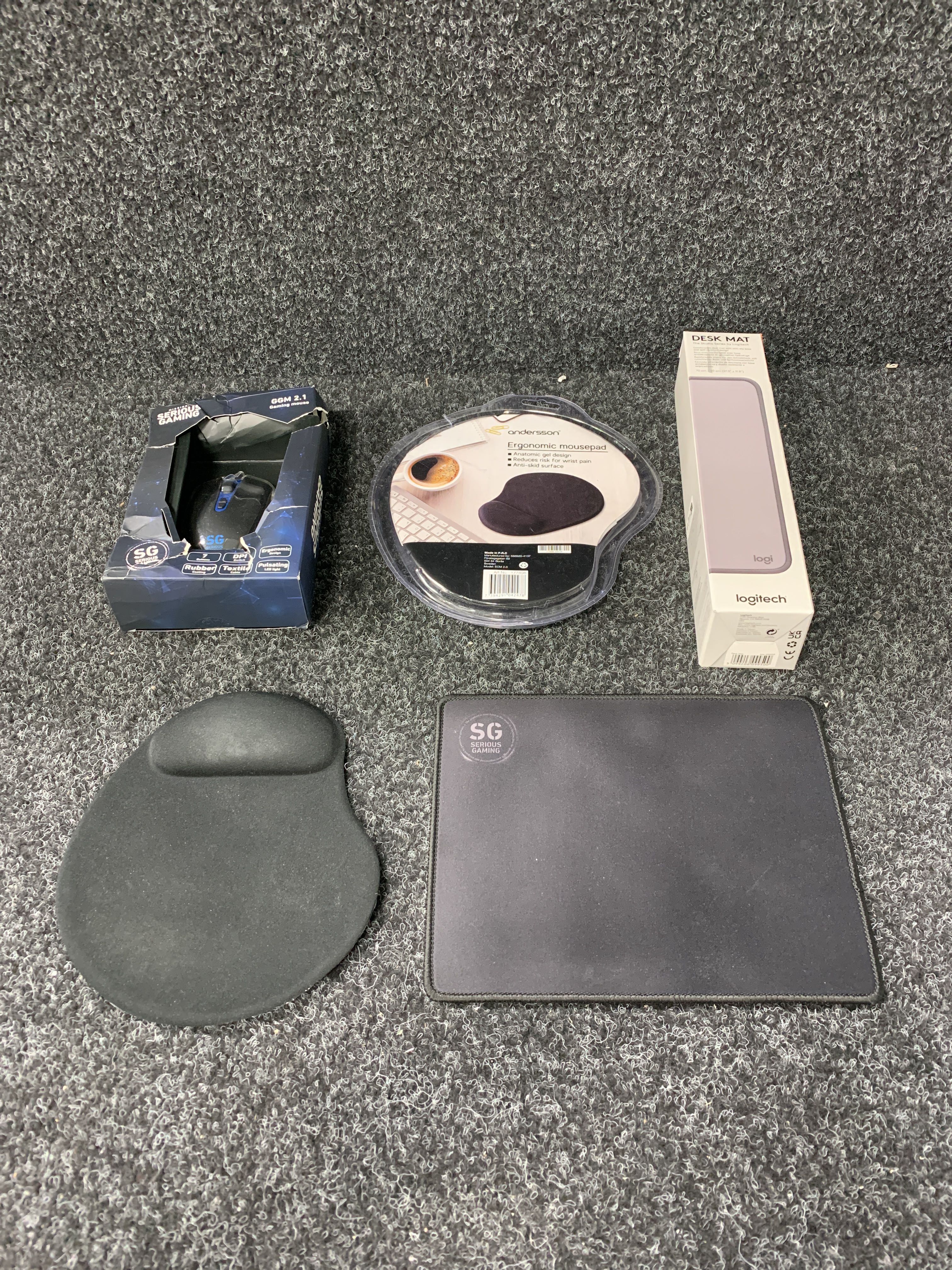 Assortment of computer accessories - PS Auction - We value the future ...