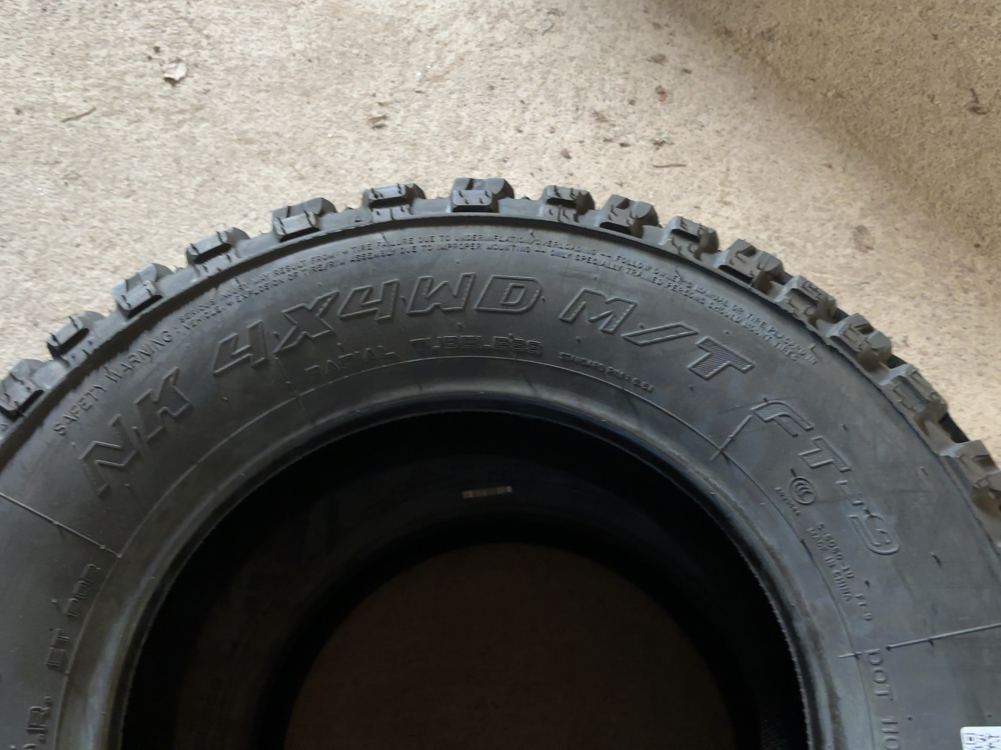 Terrain tires 2 pcs - Nankang NK 4x4WD M/T FT-9 - 185R14C