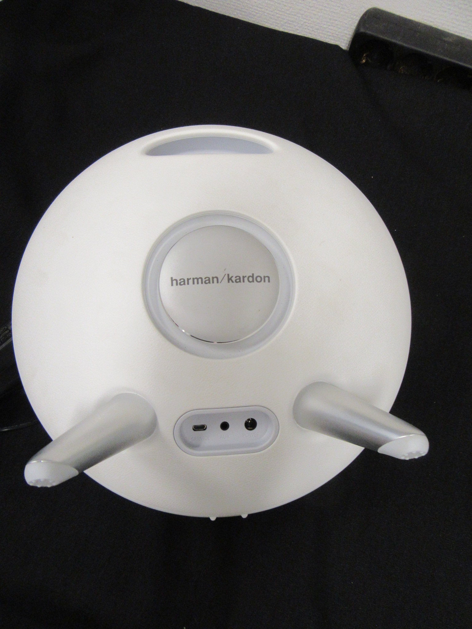 Đ*P様 Harman Kardon Onyx Studio Harman Kardon Onyx Studio 4 | Portable Bluetooth Speaker