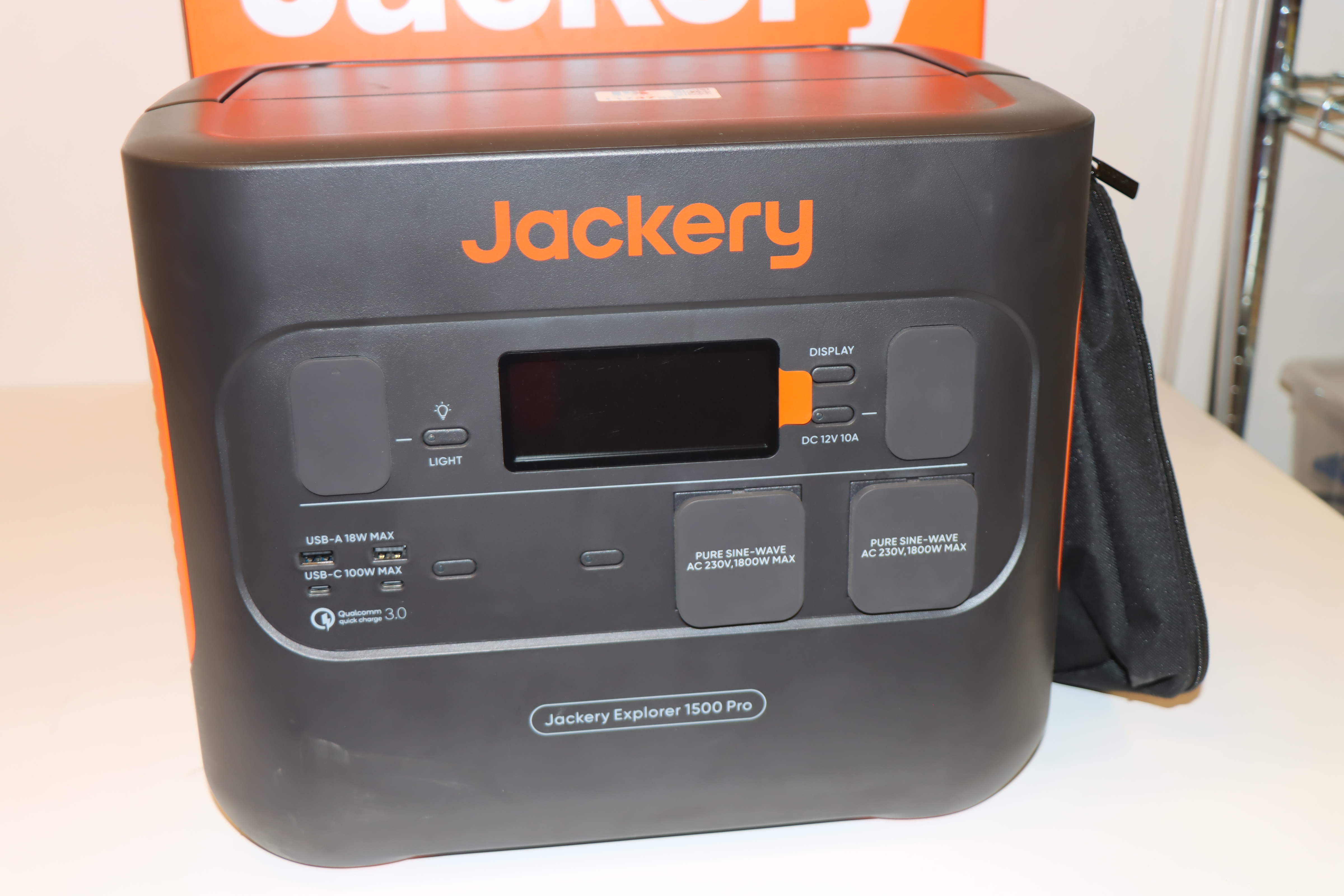 Jackery Explorer 1500 Pro - Portable Power Station - PS Auction