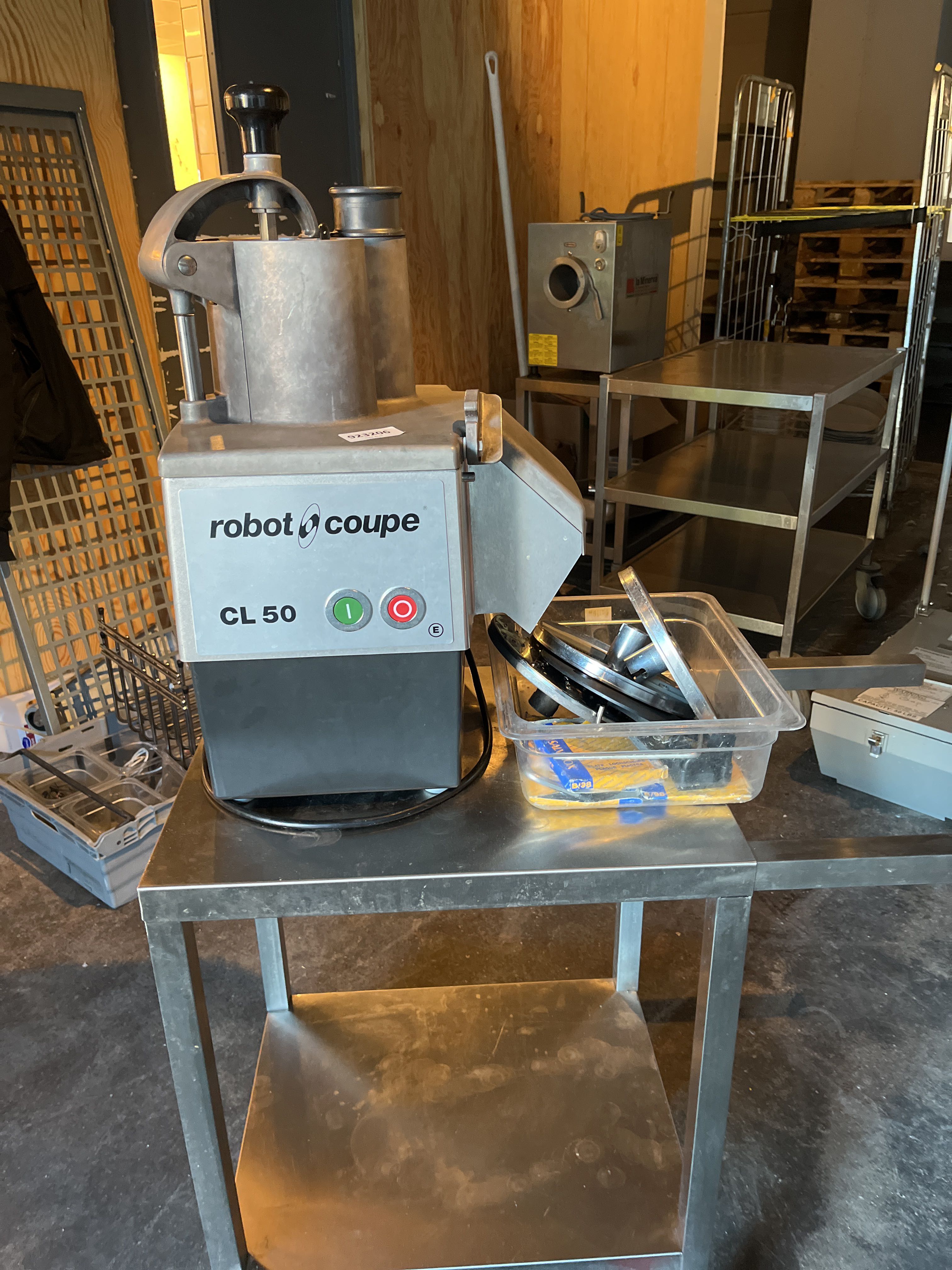 Vegetable slicer, Robot Coupe, CL50 - PS Auction - We value the