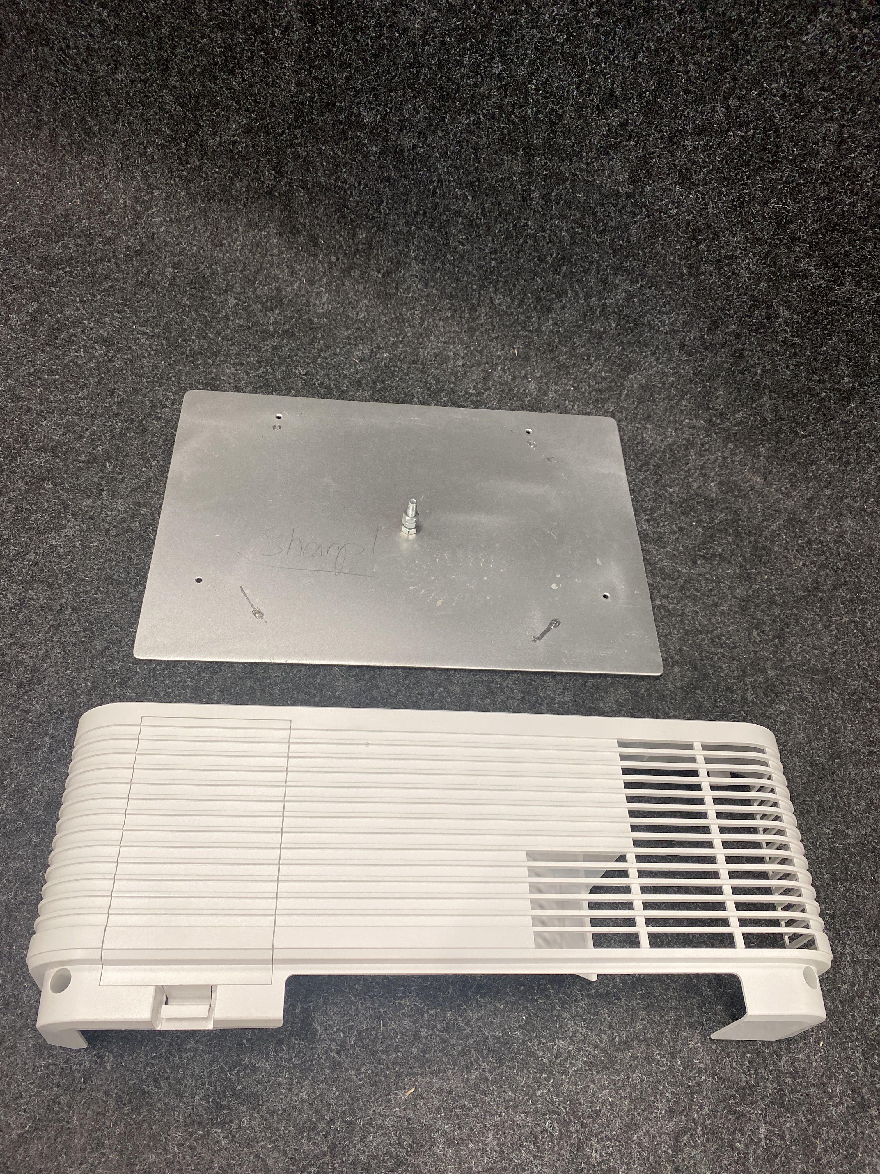 Mitsubishi UD8850U Projector - PS 
