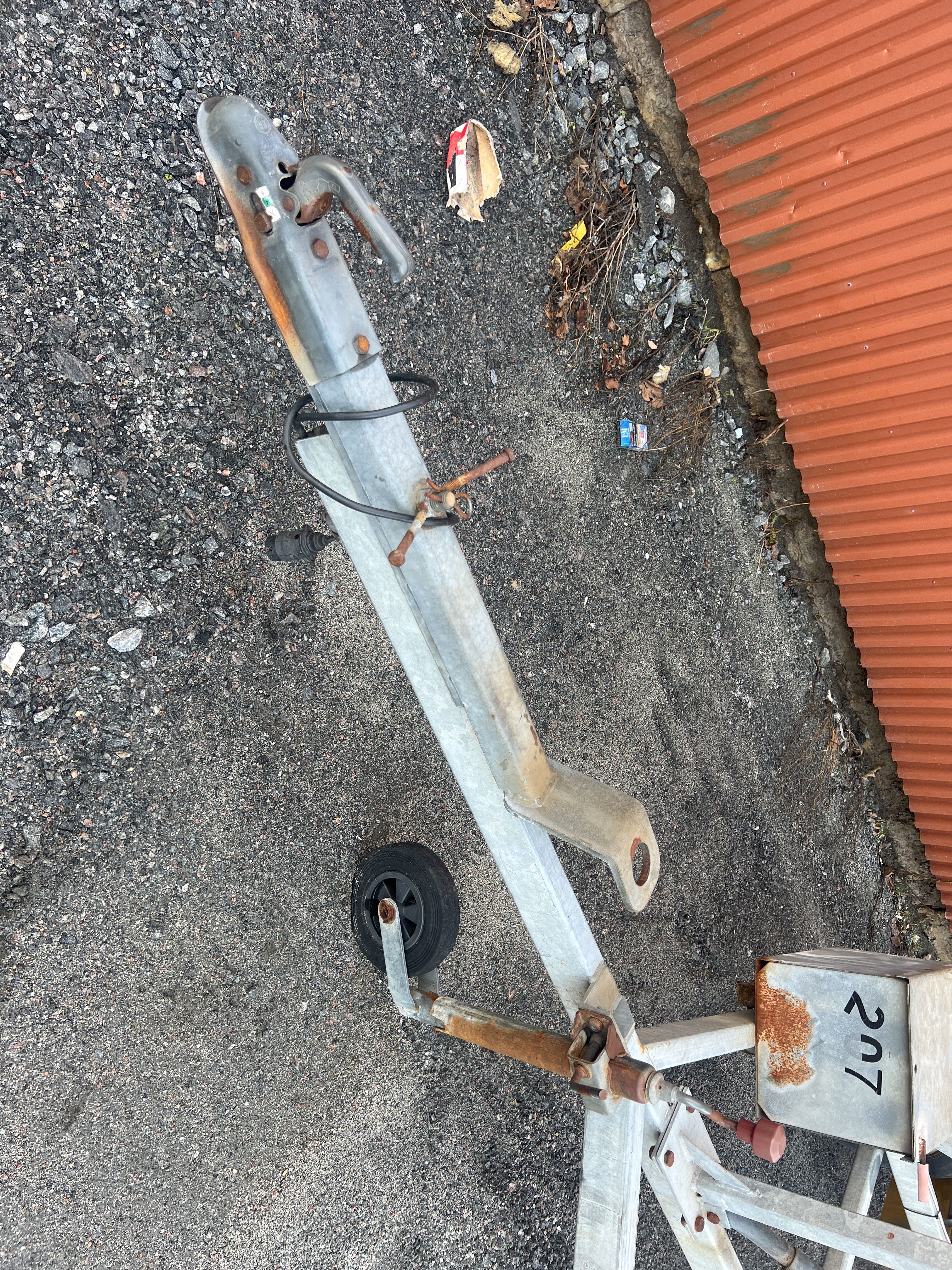 Road sign trailer Berlex - PS Auction - We value the future - Largest ...