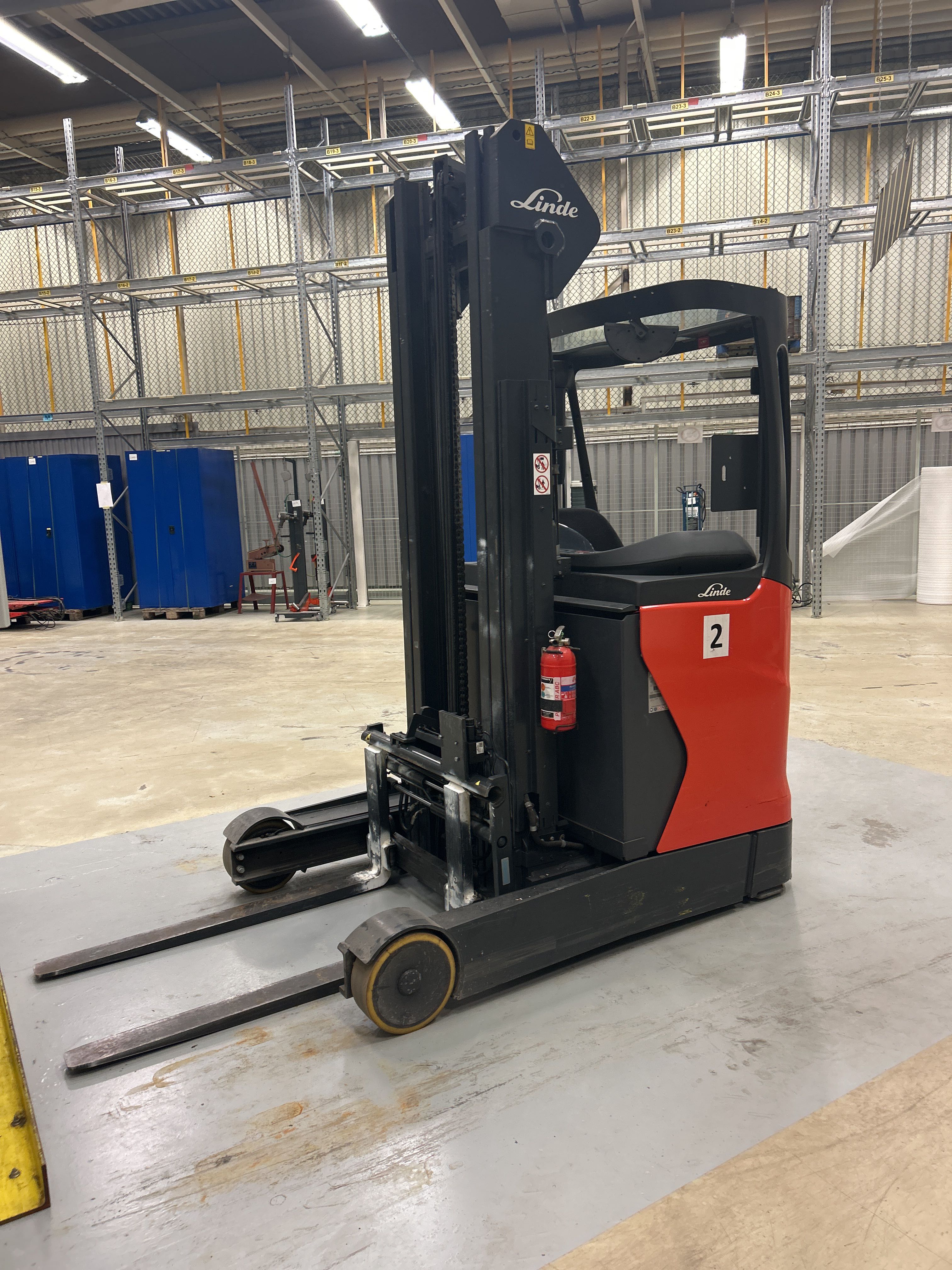 Linde R16 Usb Skjutstativtruck - Linde R16-01, -2020 - Auktioner online ...