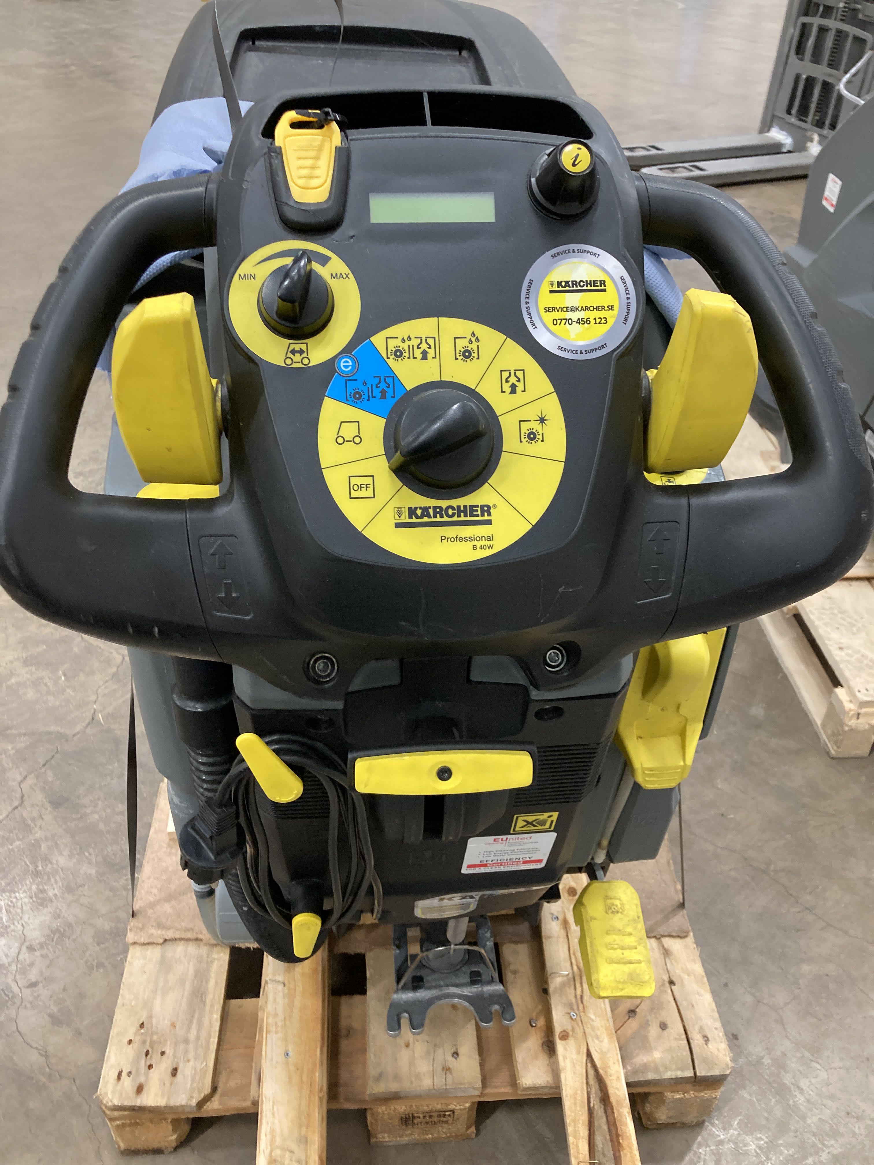 Cleaning machine Kärcher B40 2016 614h PS Auction We value the