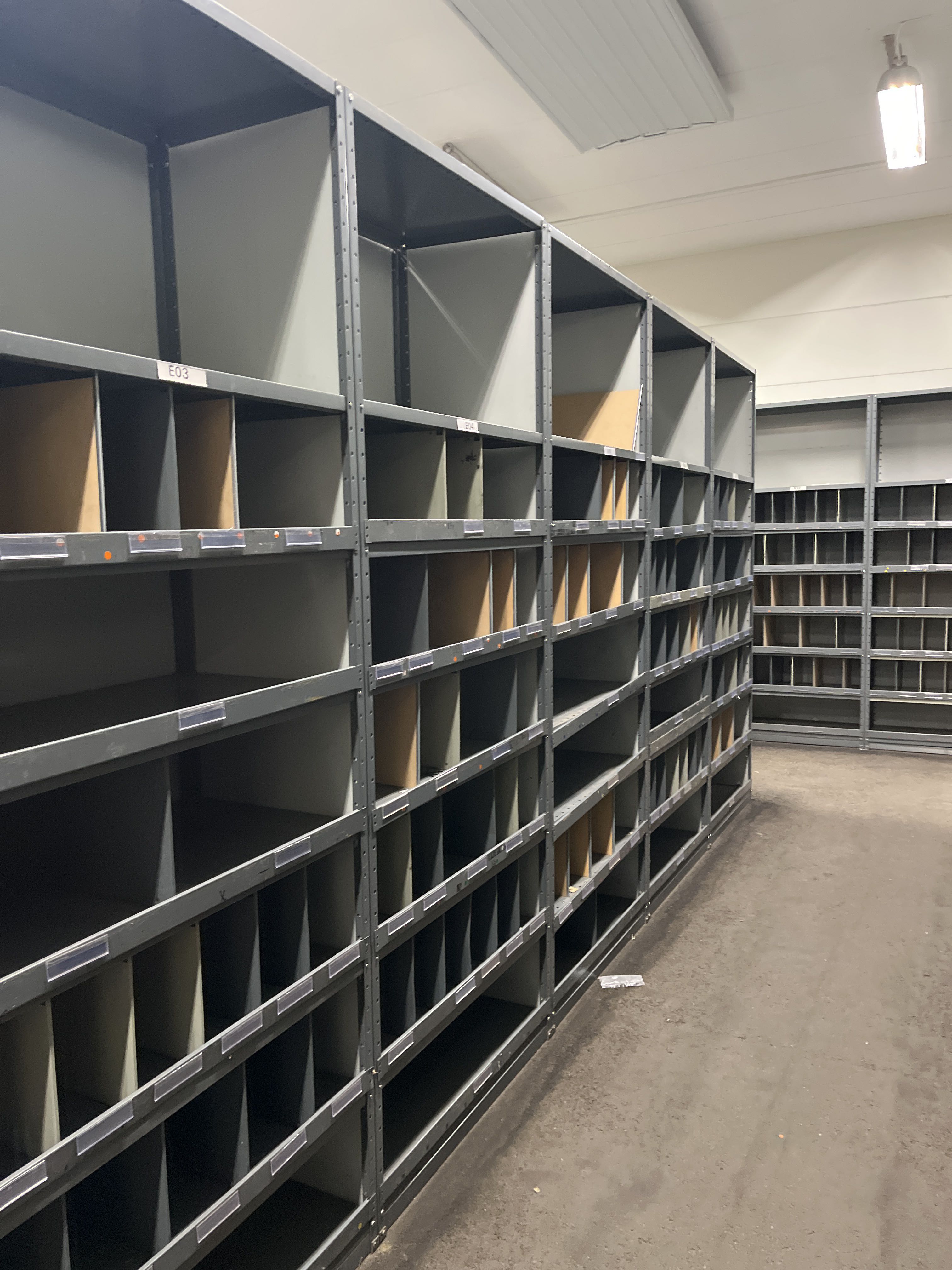 Sorting Rack For Bar Rods Storage rack/Sorting rack with sheet metal shelves E - 7 meters - PS ...