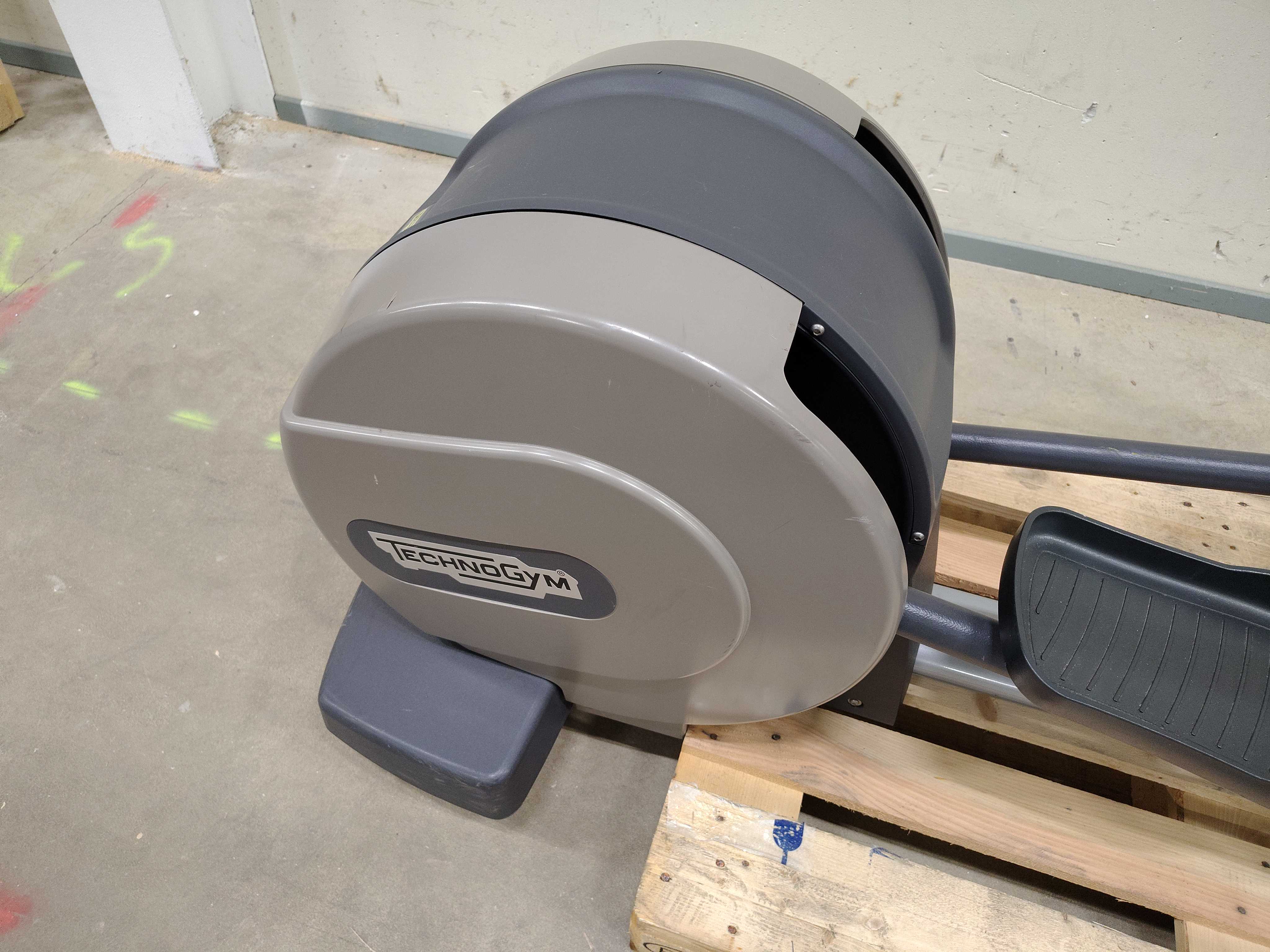 Edexcite Crosstrainer - Technogym Excite - Auktioner online - Nätauktioner ...