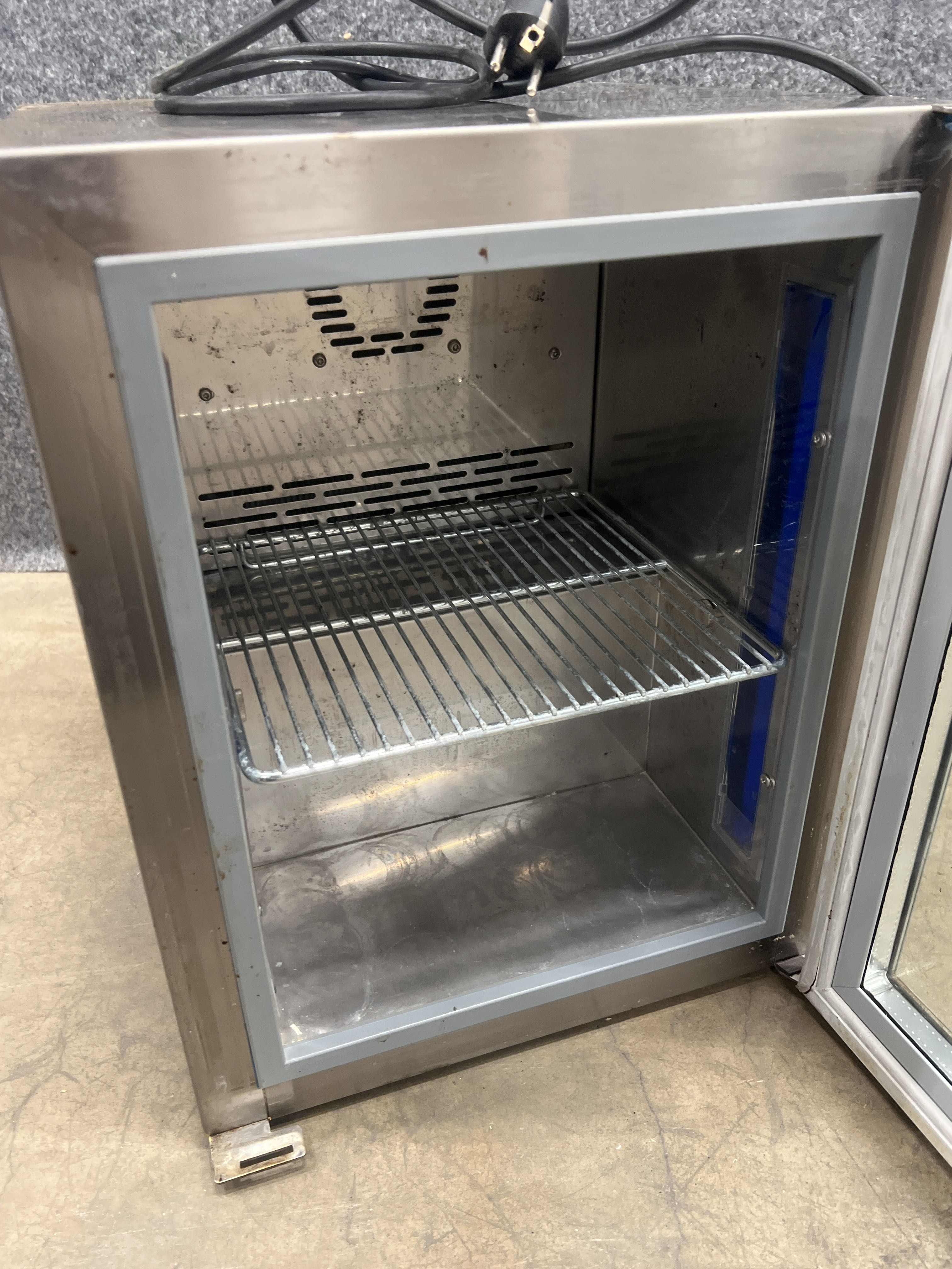 Mini fridge Liebherr Style Cooler Small Index 11/819 - PS Auction