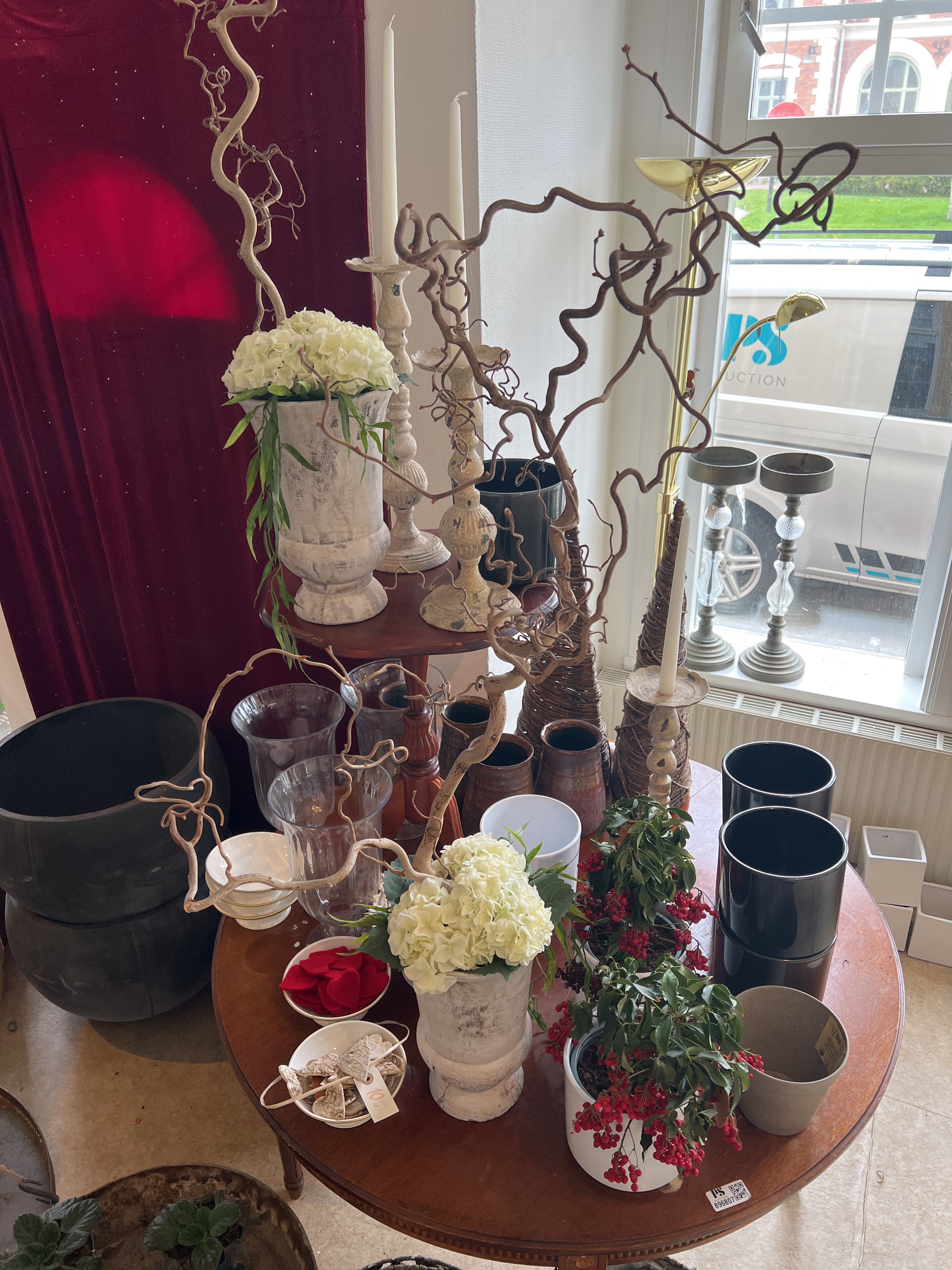 Interior details - PS Auction - We value the future - Largest in net ...