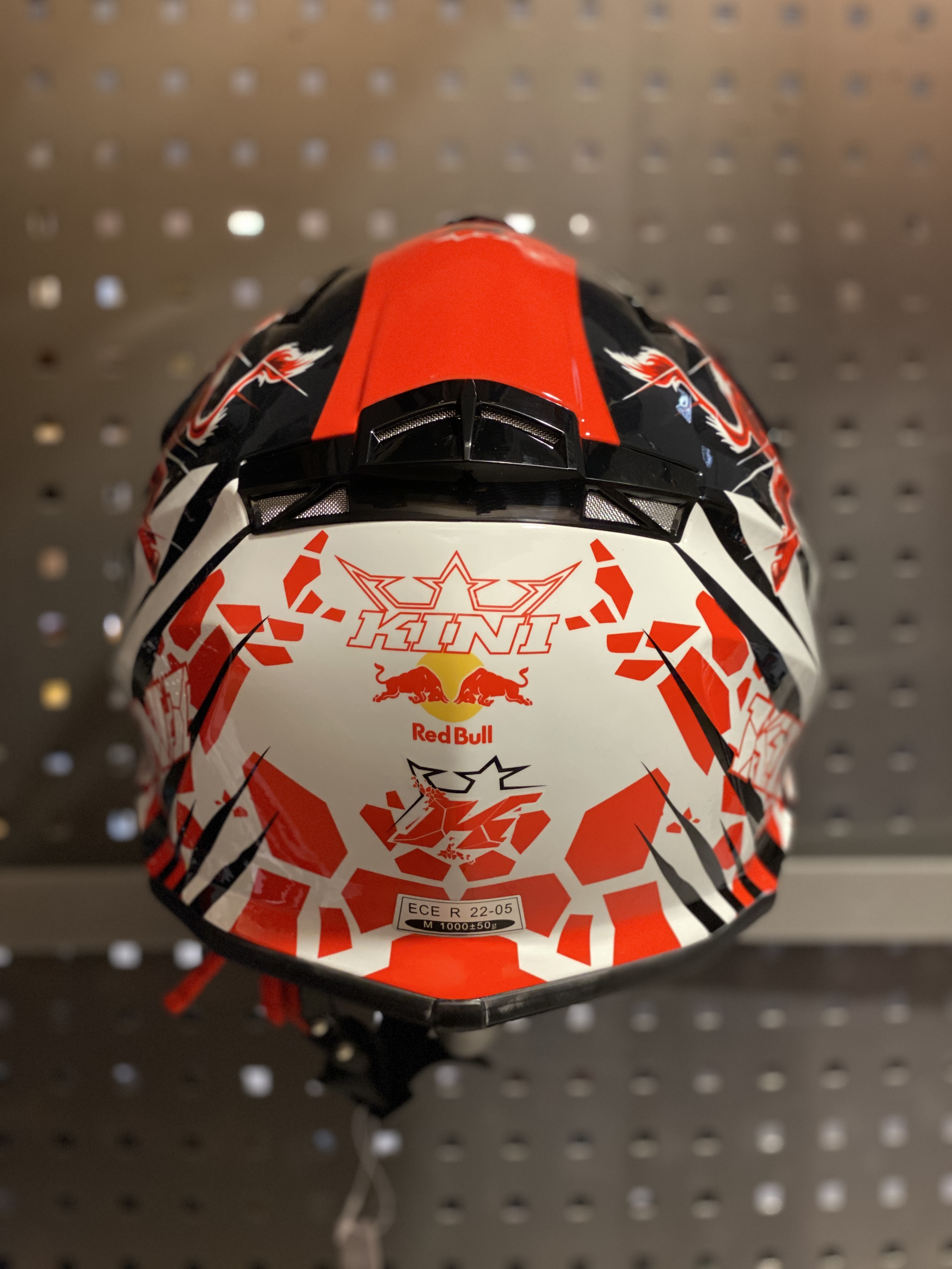 セキュリティ・セーフティ Kini Redbull Revolution MotocrossHelmet Kini Red Bull MX3 1.0 Helmet - RevZilla