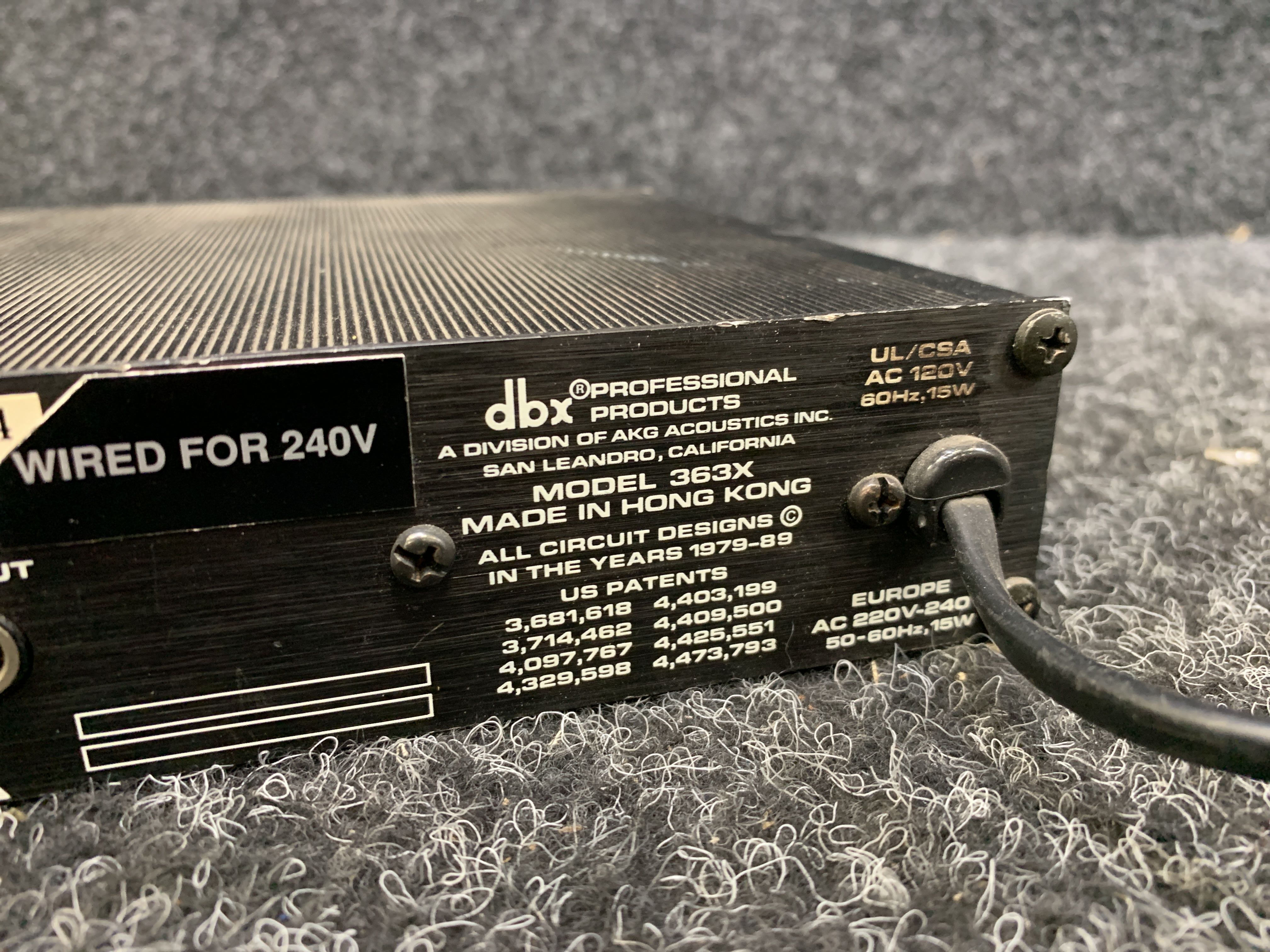 Noise gate / signal processor - dbx 363X Dual Gate