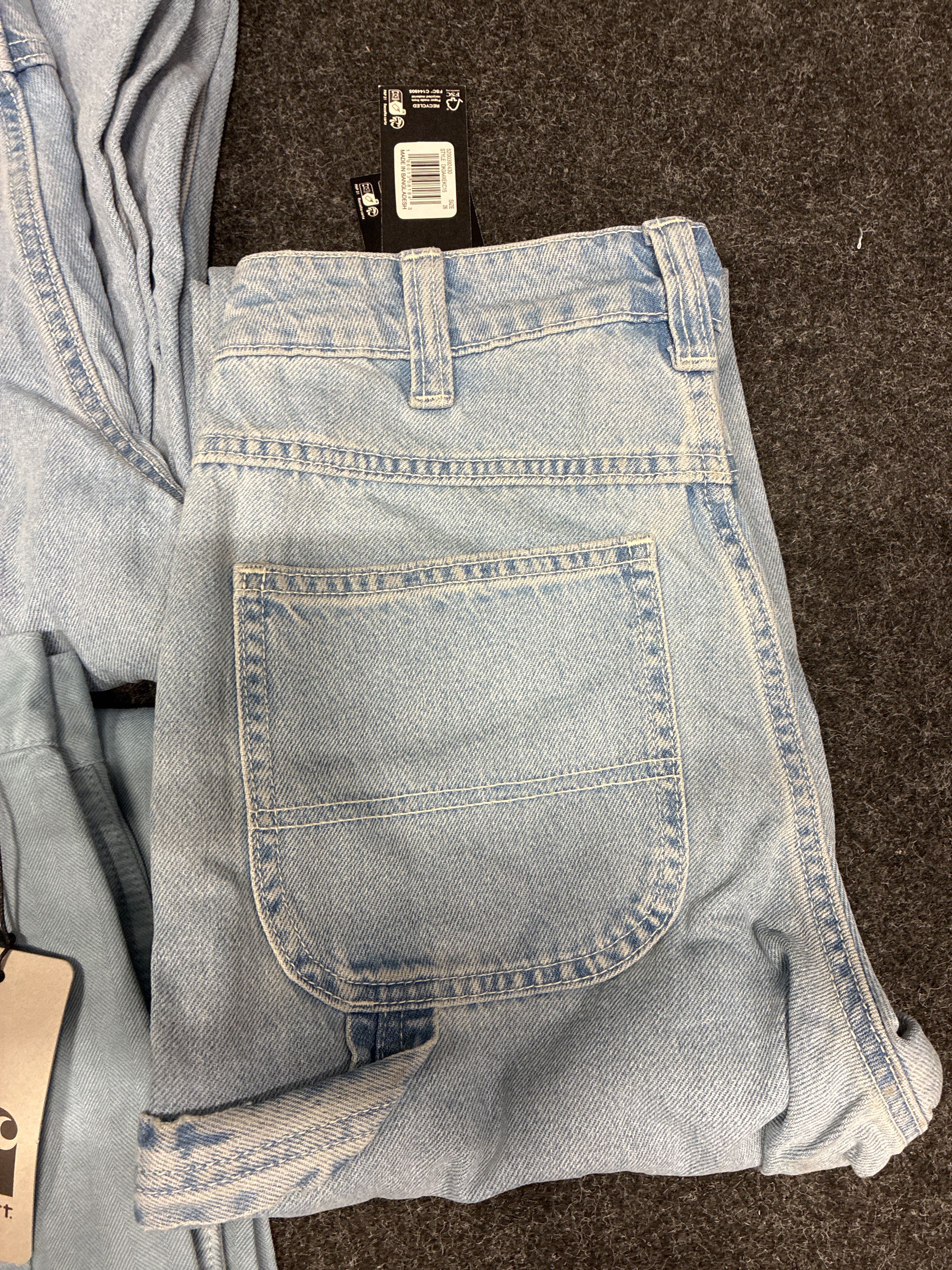 5 women's pants in mixed sizes - PS Auction - We value the future ...