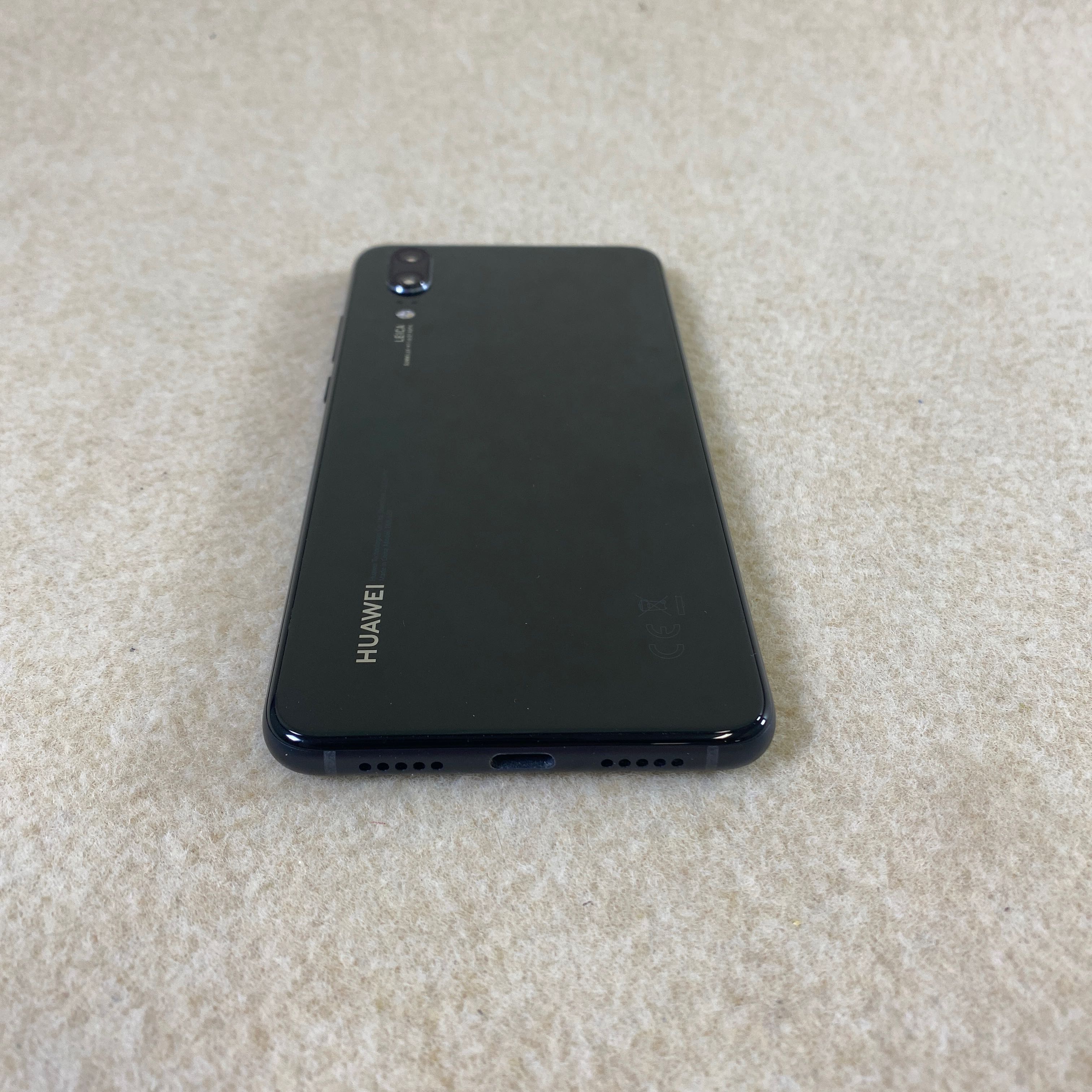 2 Huawei P20 (EML-L29) - PS Auction - We value the future