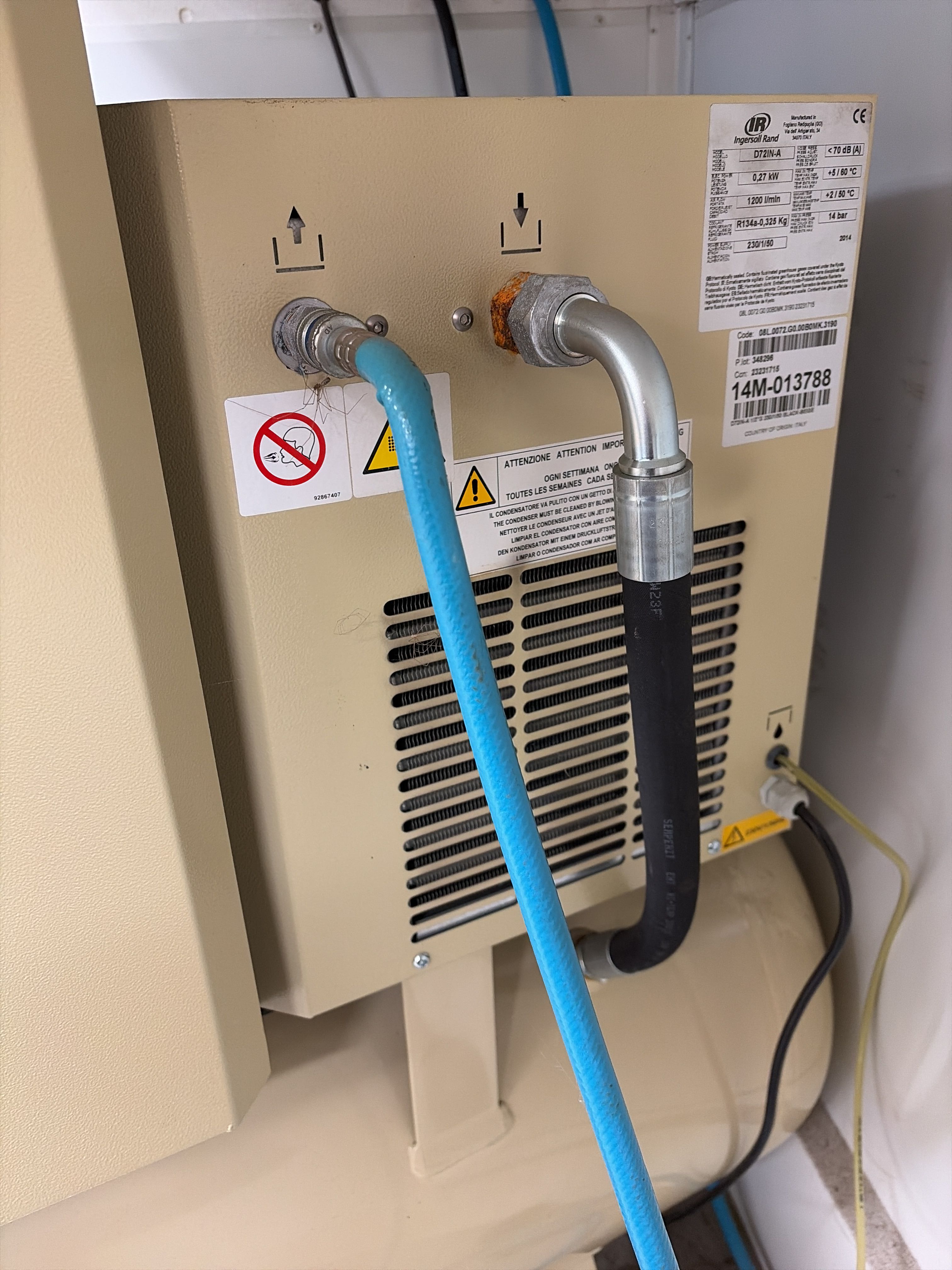 Compressor with air dryer - Ingersoll Rand D72IN-A - PS Auction