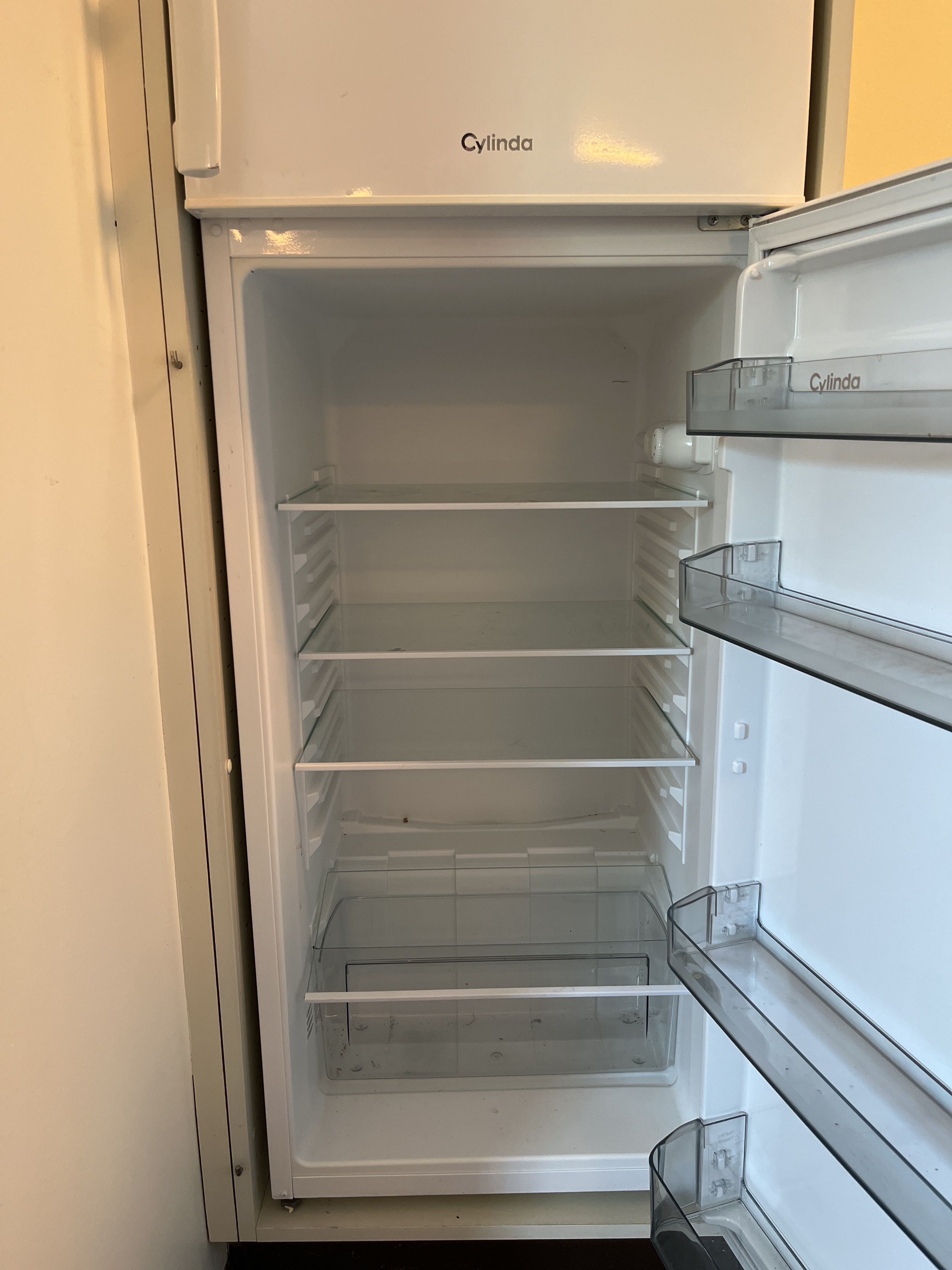 Refrigerator/freezer, Cylinda KF11441 PS Auction We value the