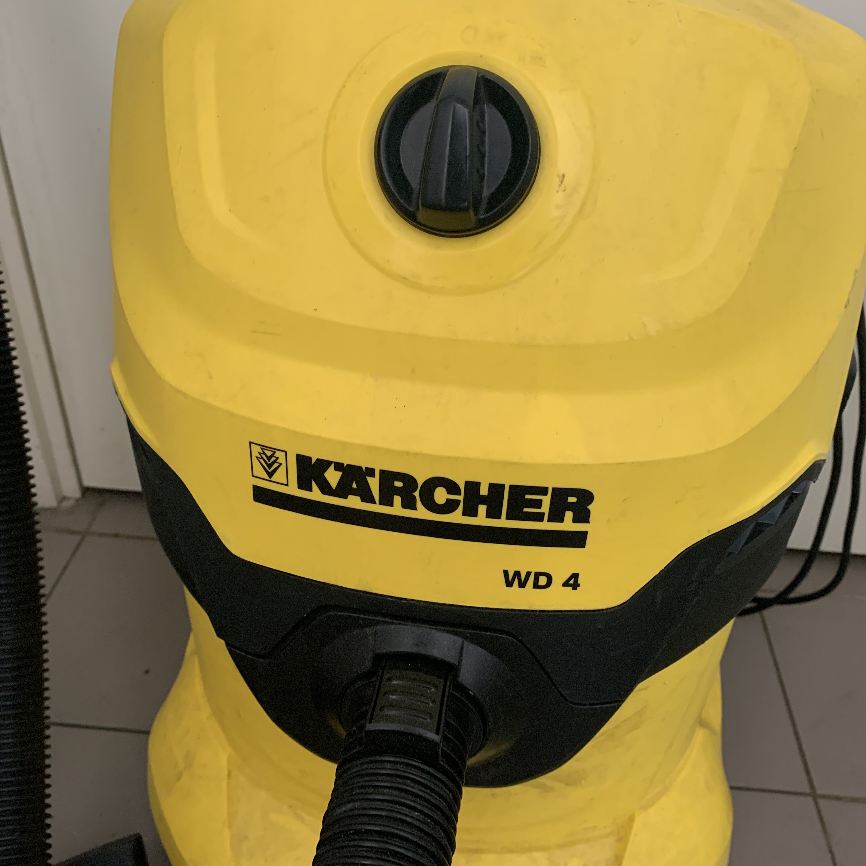 Dammsugare Kärcher WD 4 Nätauktioner & Konkursauktioner Kärcher NT 271 Me • Se det lägsta priset (2 butiker) hos
